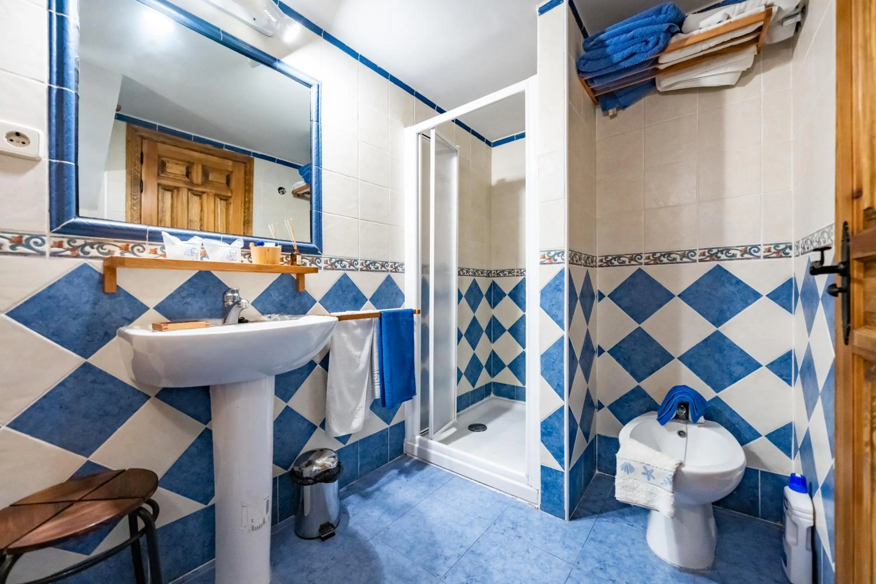 Shower in Posada El Aprisco Manjirón