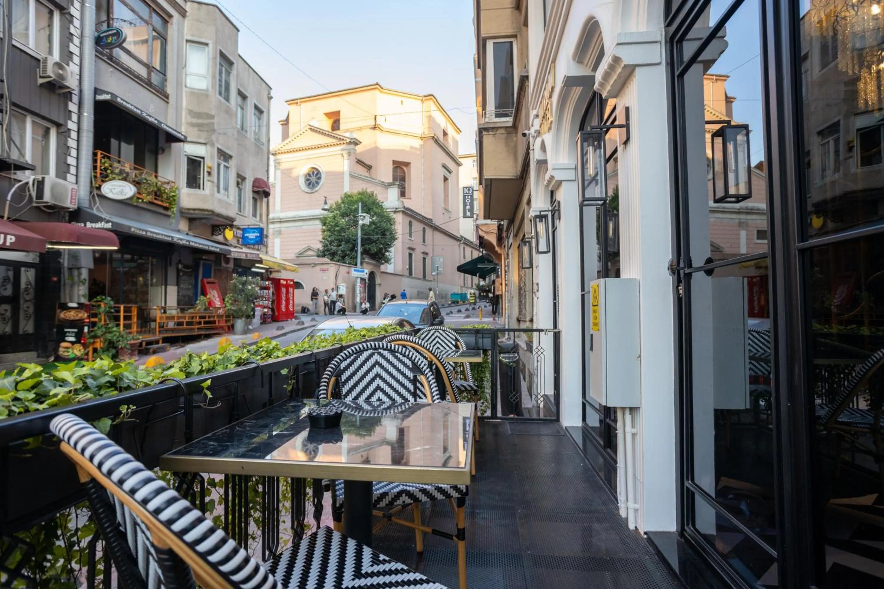 Property building in Marlon Hotel