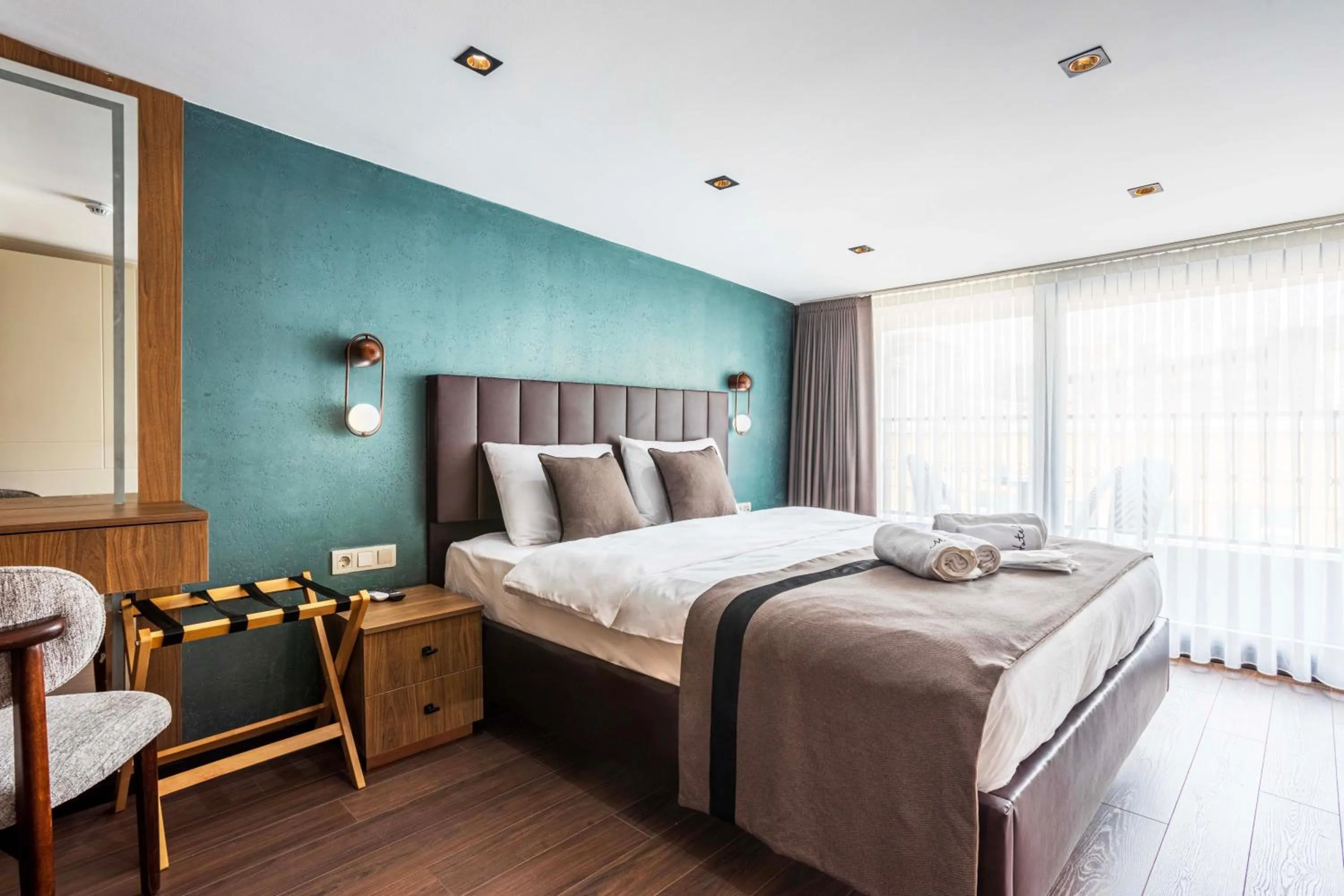 Photo of the whole room, Bed in Marlon Hotel