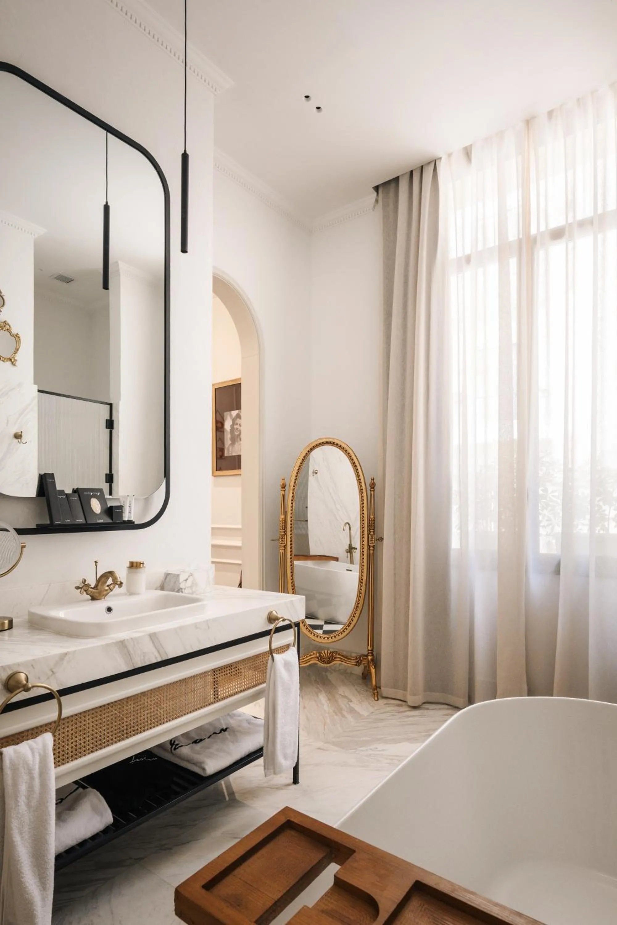 Public Bath, Bed in Mazeej Balad - Boutique Hotel - Adult Only