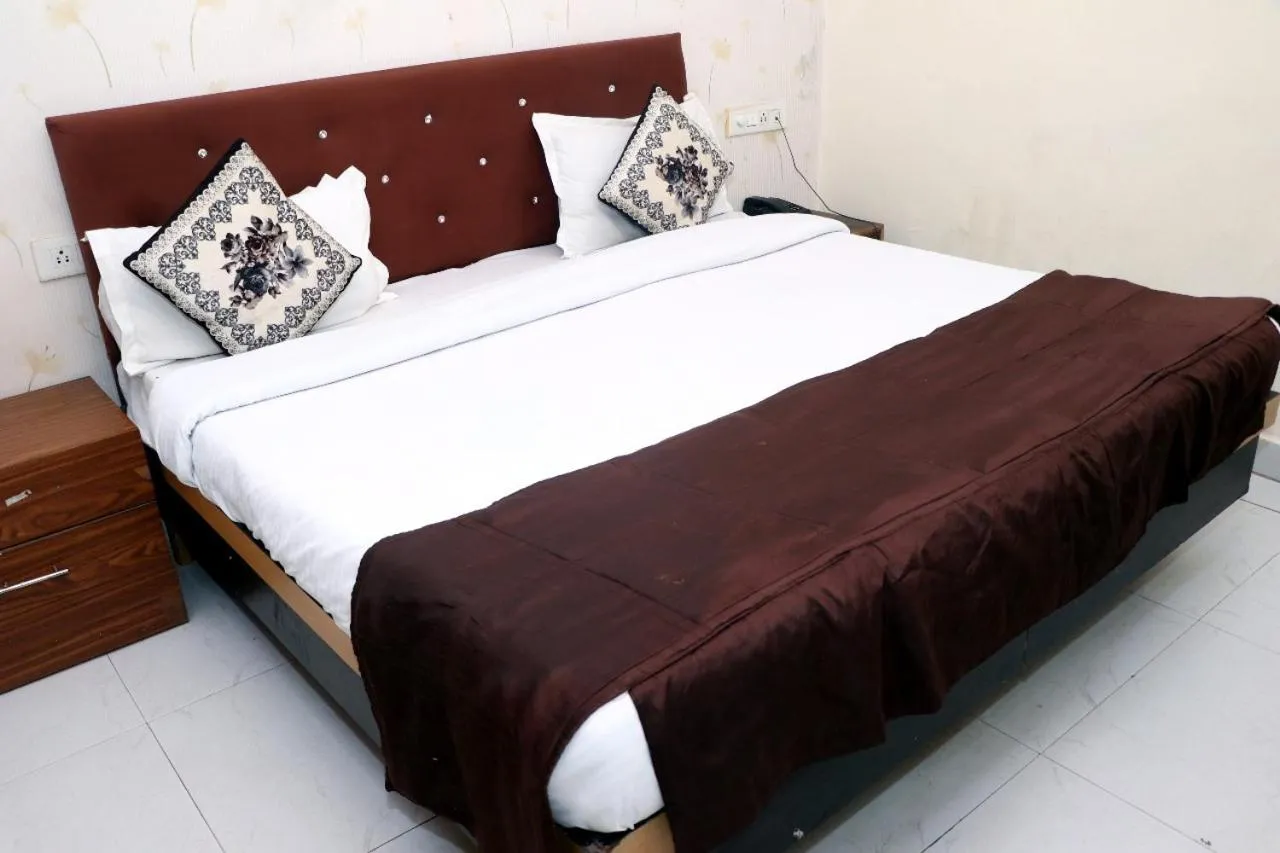 Bedroom, Bed in hotel the silver