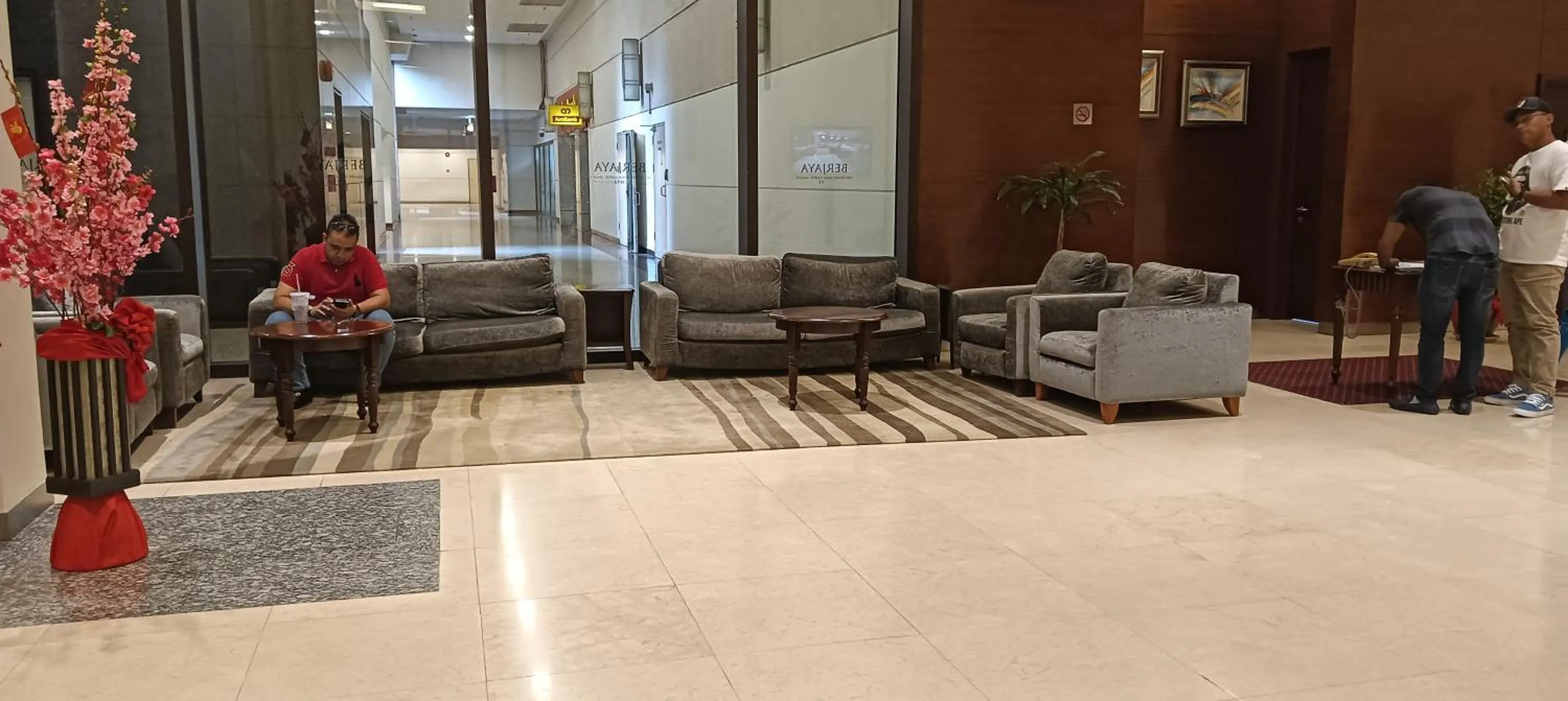 Lobby or reception in EMAS Service Suite Times Square