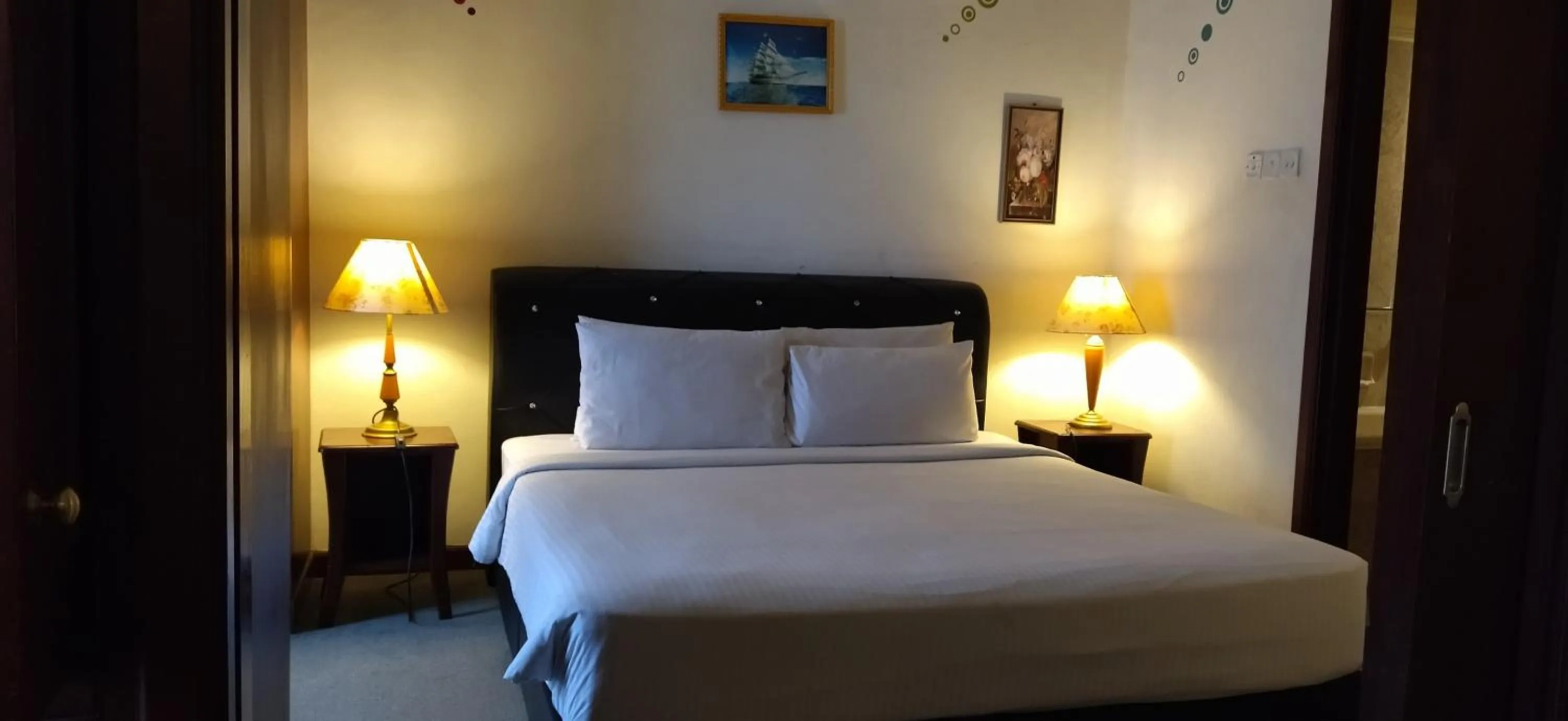 Bedroom in EMAS Service Suite Times Square