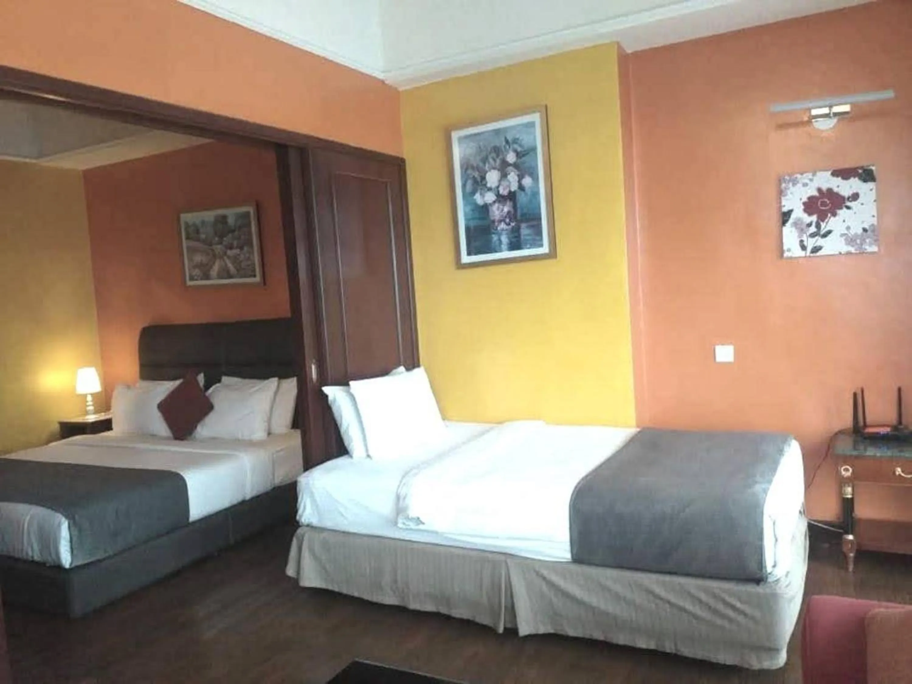 Living room in EMAS Service Suite Times Square