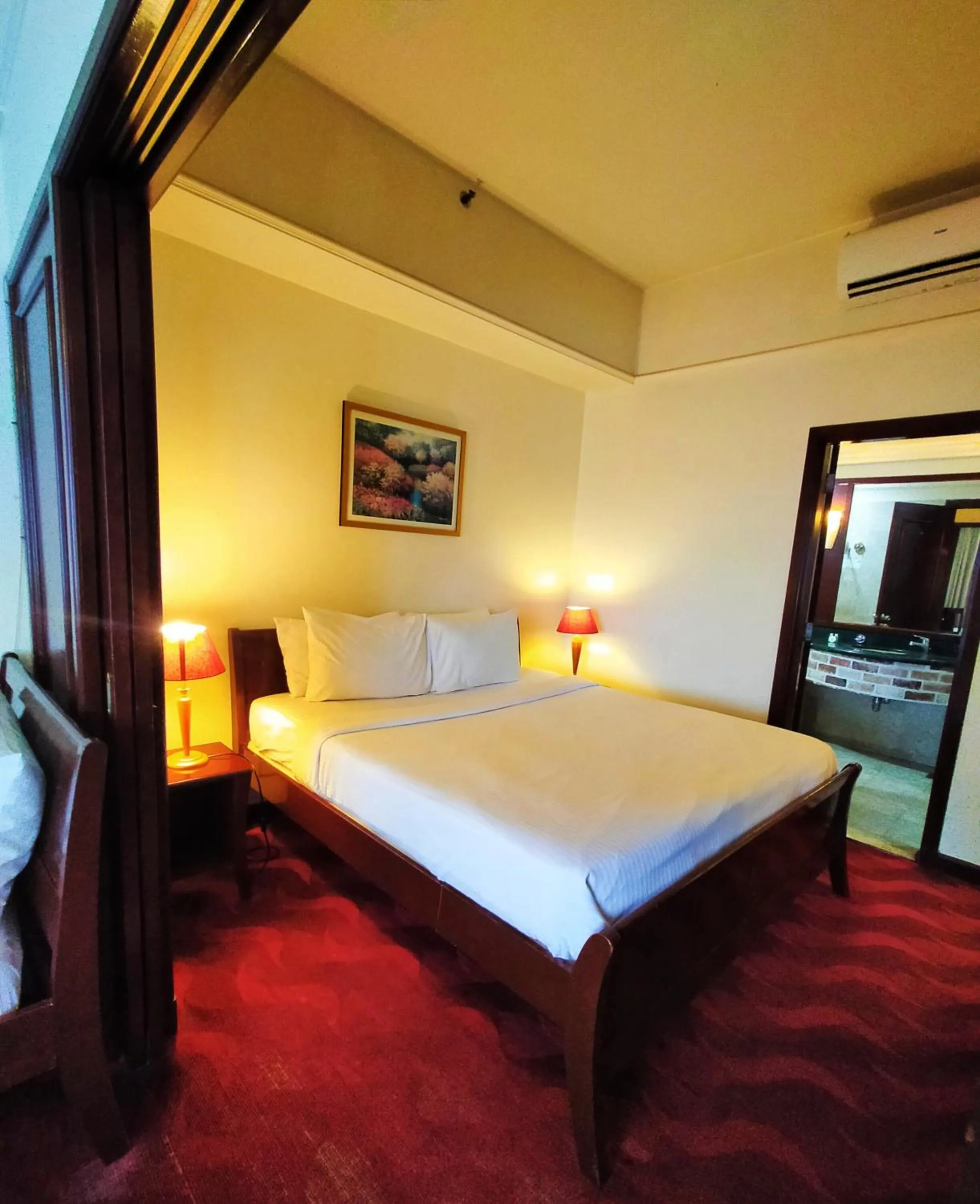 Bedroom in EMAS Service Suite Times Square