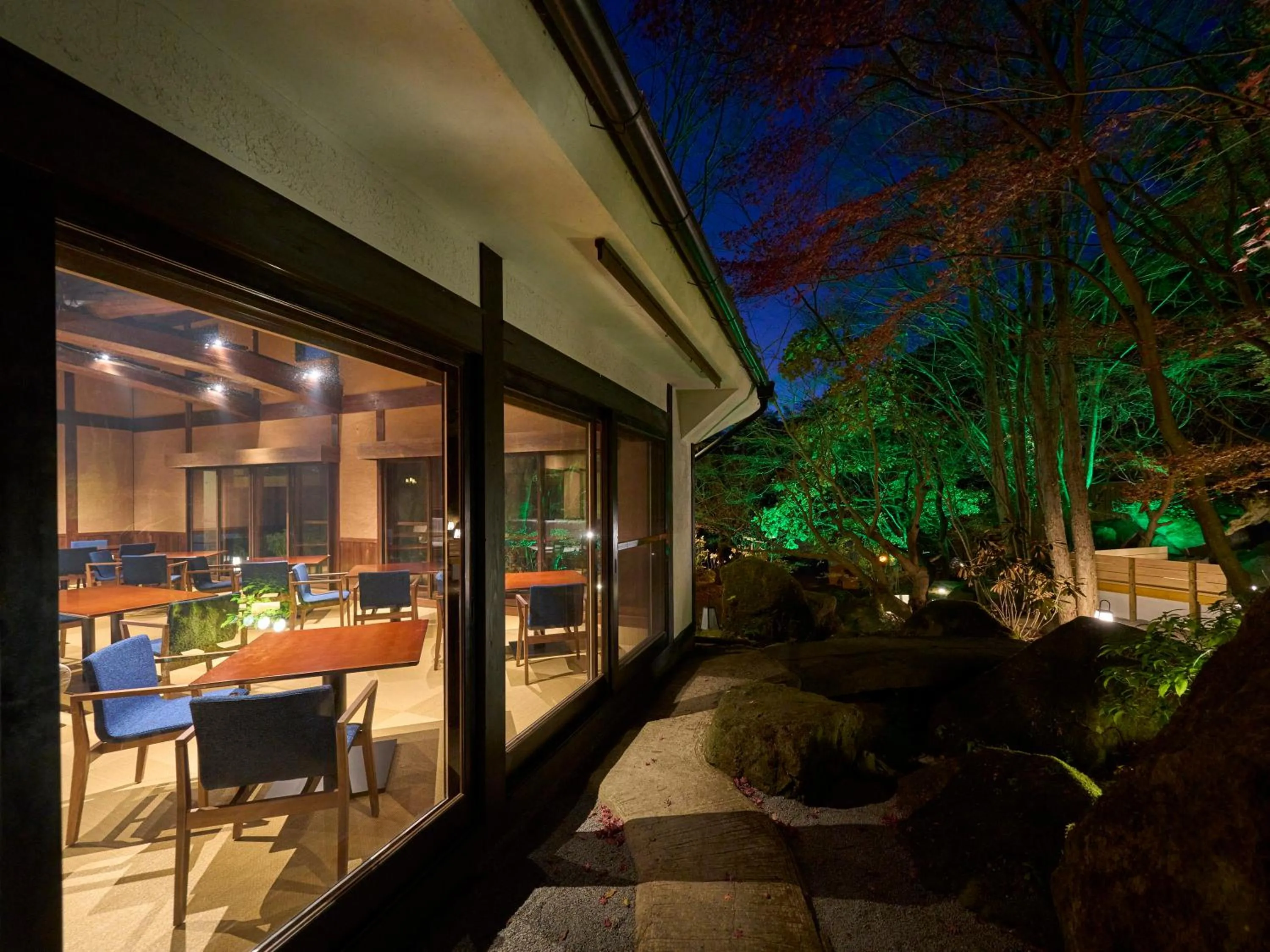 Night in Yufuin Rakuyu