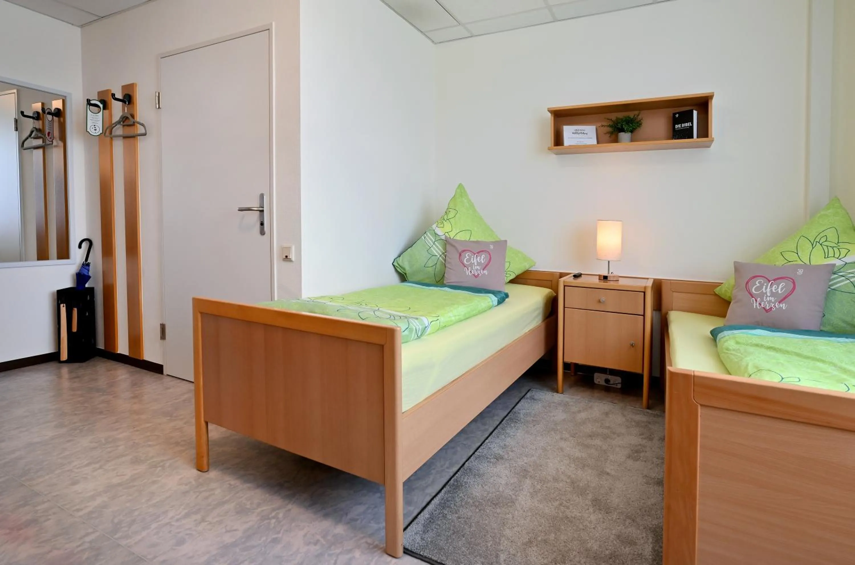 Twin Room with Private Bathroom - single occupancy in Gästehaus St. Martin