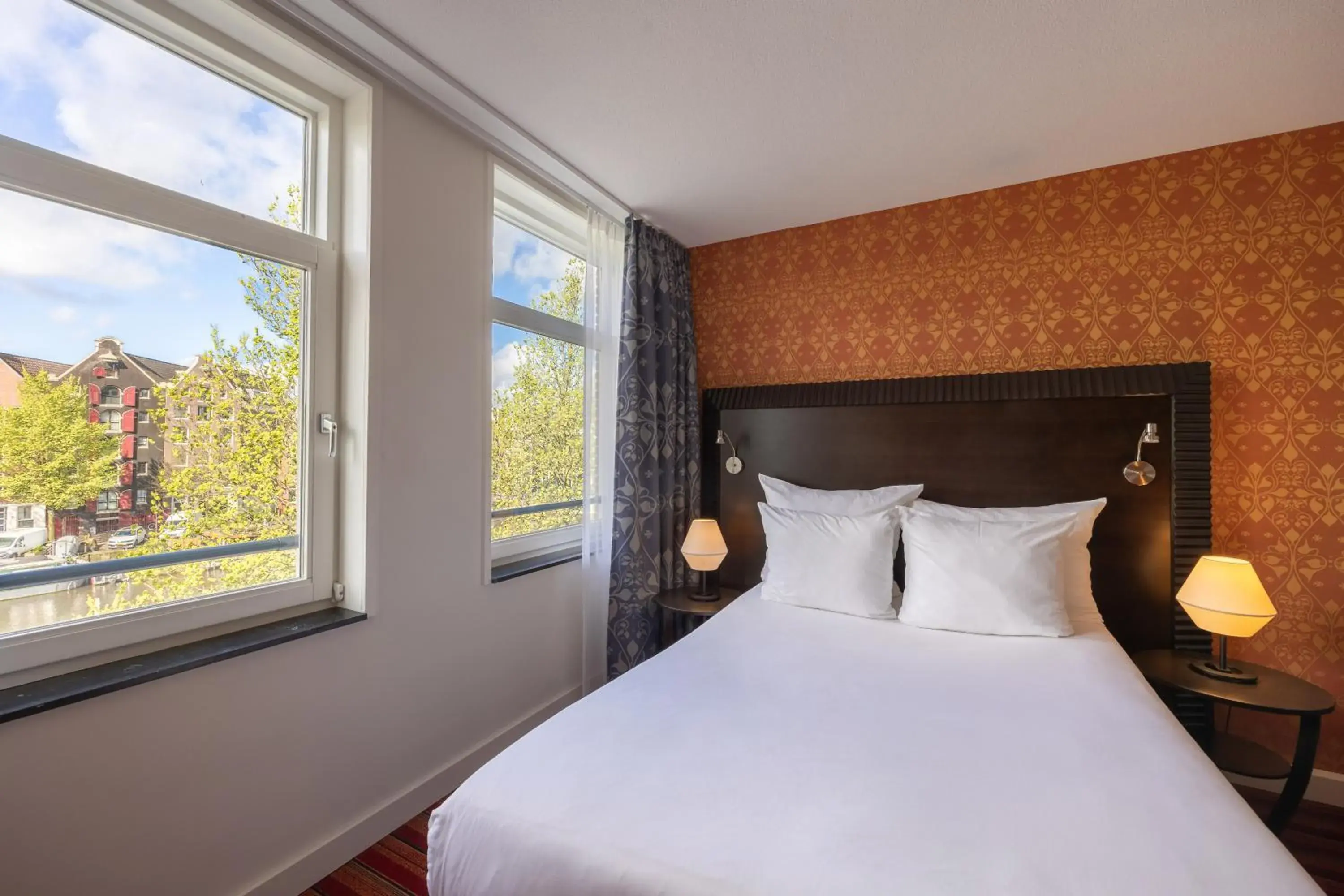 Bedroom, Bed in Grand Hotel Amrâth Amsterdam Bedroom, Bed in Grand Hotel Amrâth Amsterdam