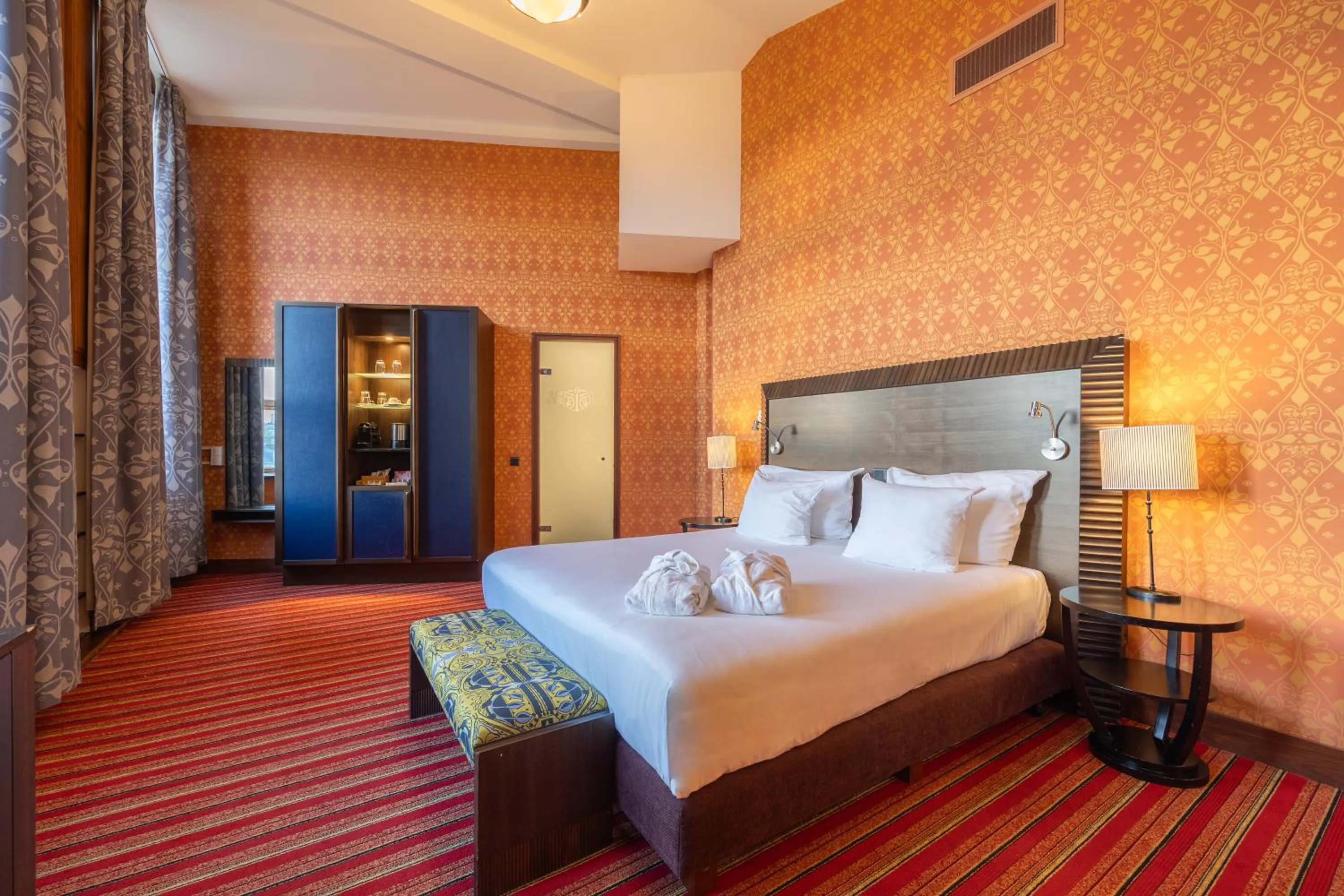 Bedroom, Bed in Grand Hotel Amrâth Amsterdam