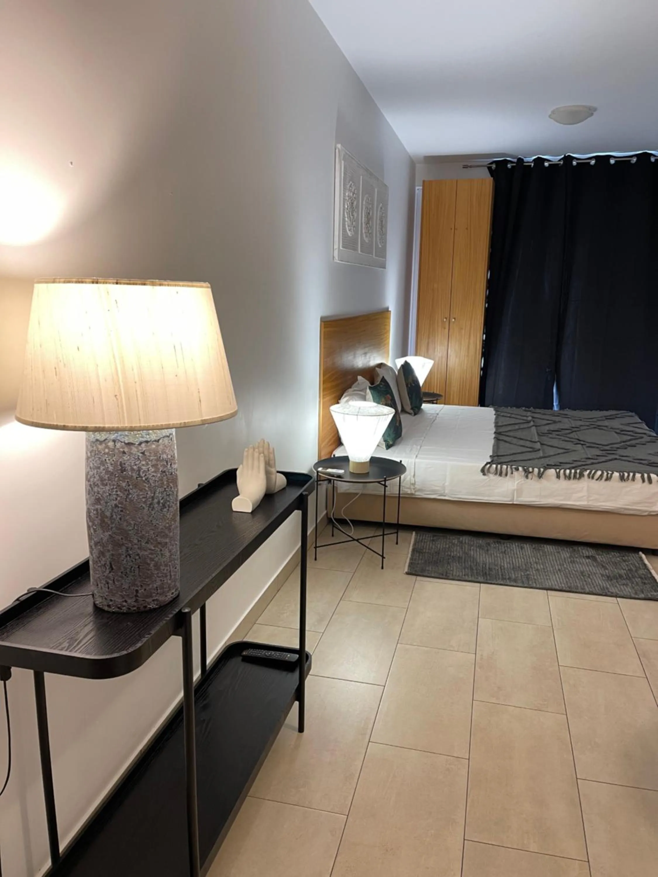 Living room, Bed in Esmeralda Holidays Apartments