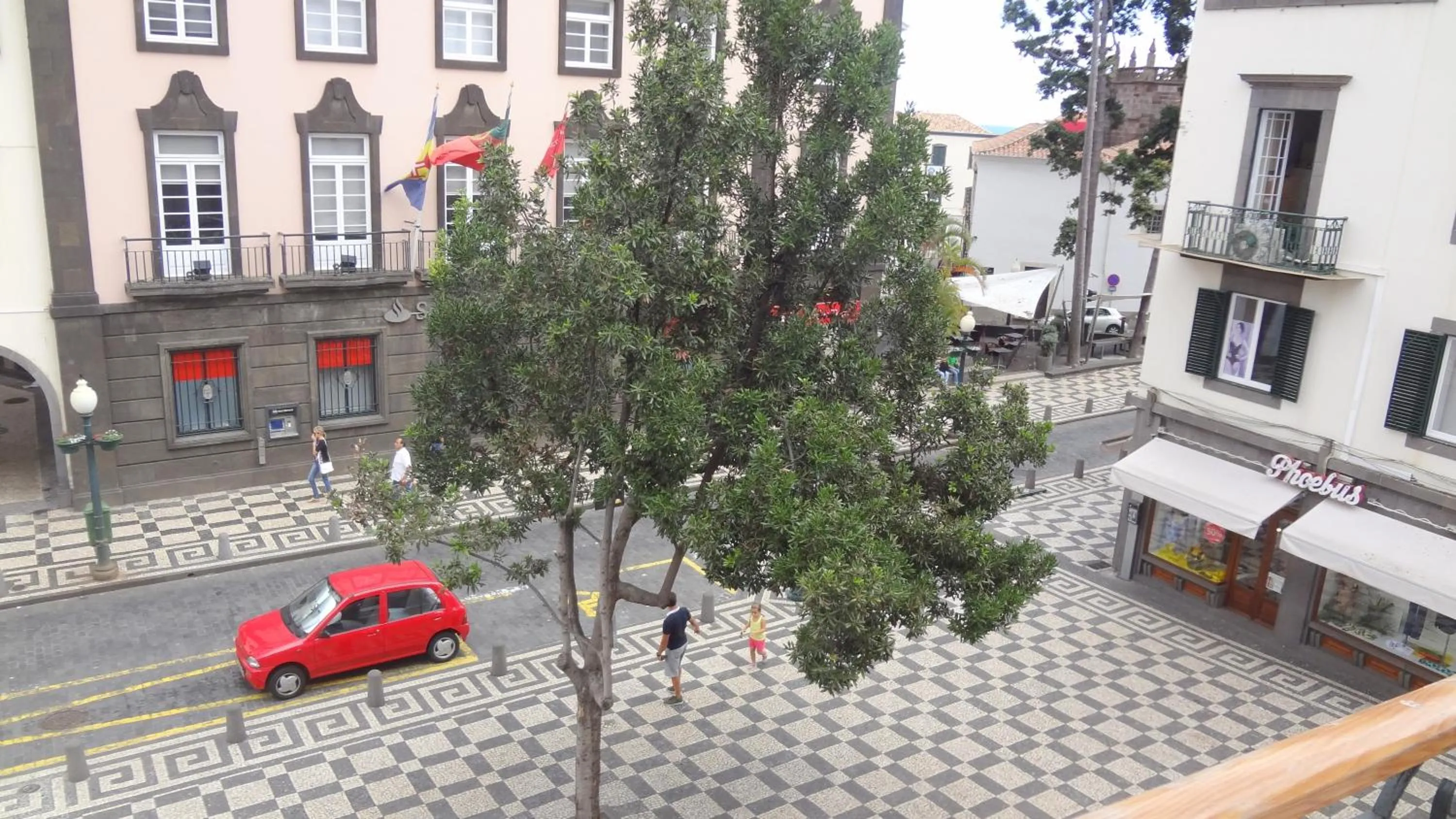 Street view in Esmeralda Holidays Apartments