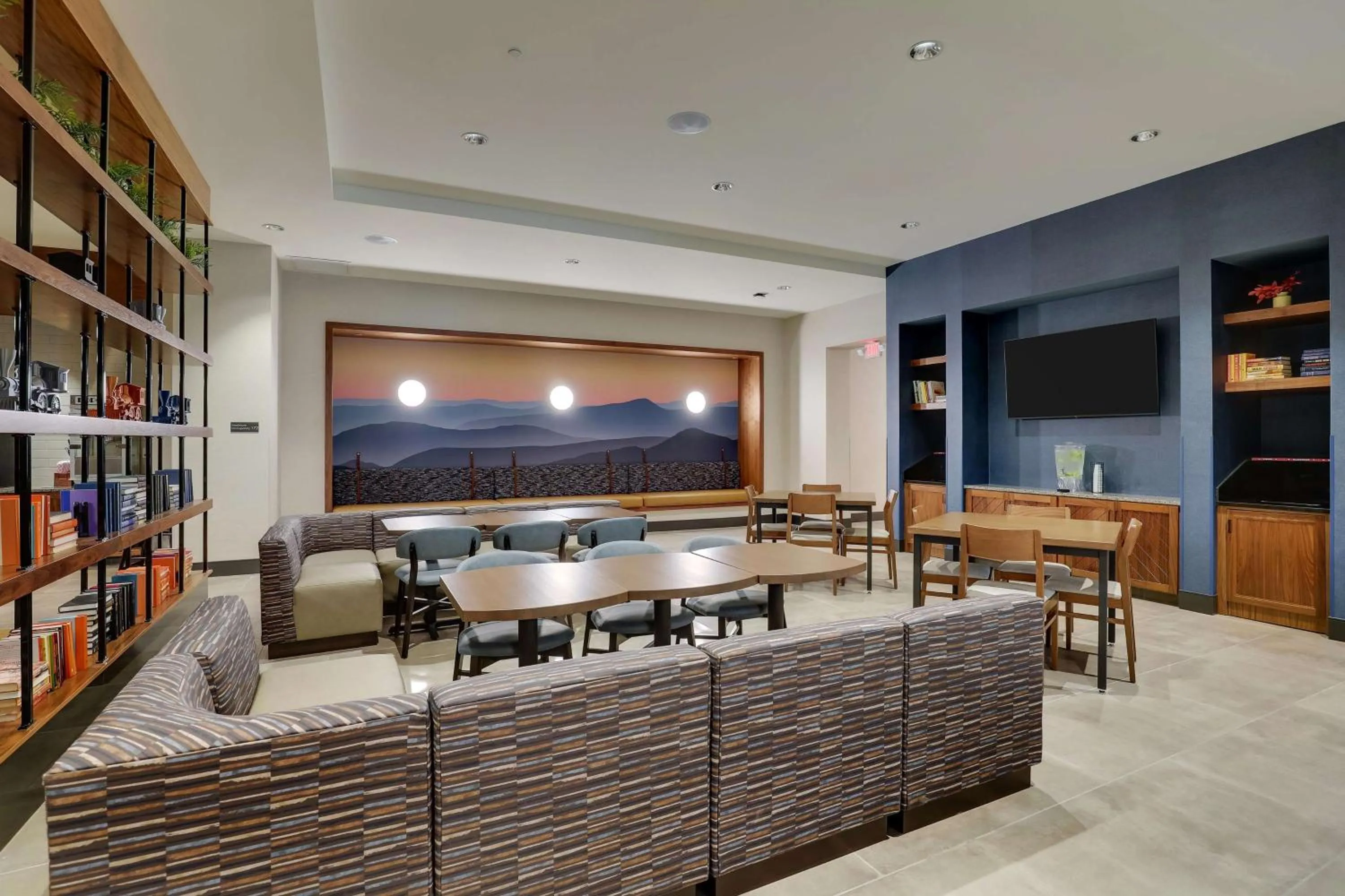 Breakfast in Drury Plaza Hotel Chattanooga Hamilton Place