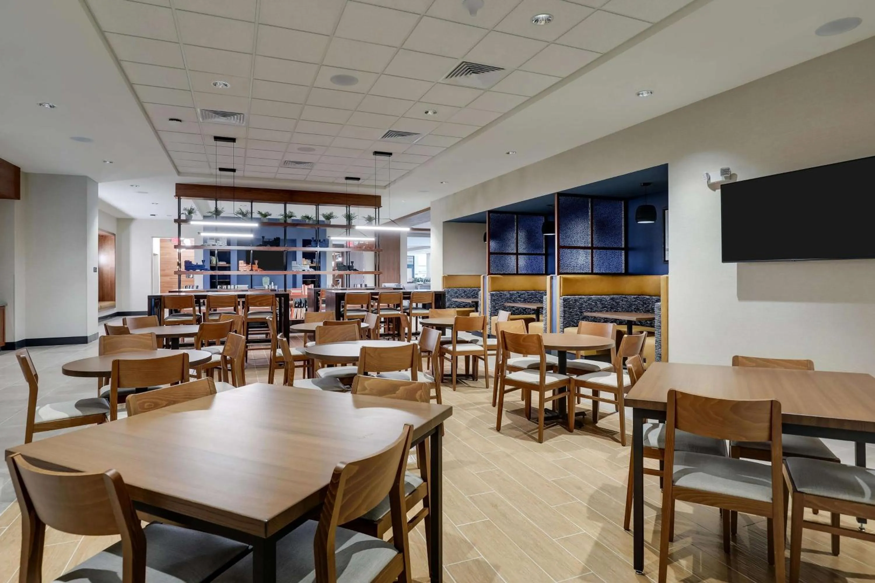 Breakfast in Drury Plaza Hotel Chattanooga Hamilton Place