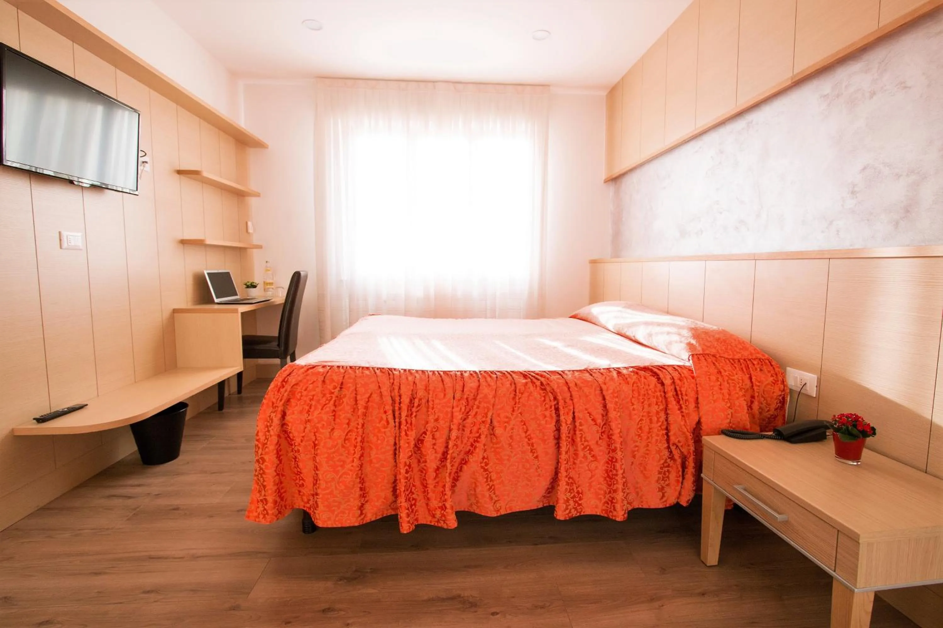 Photo of the whole room, Bed in Al Benvenuto Hotel & Restaurant