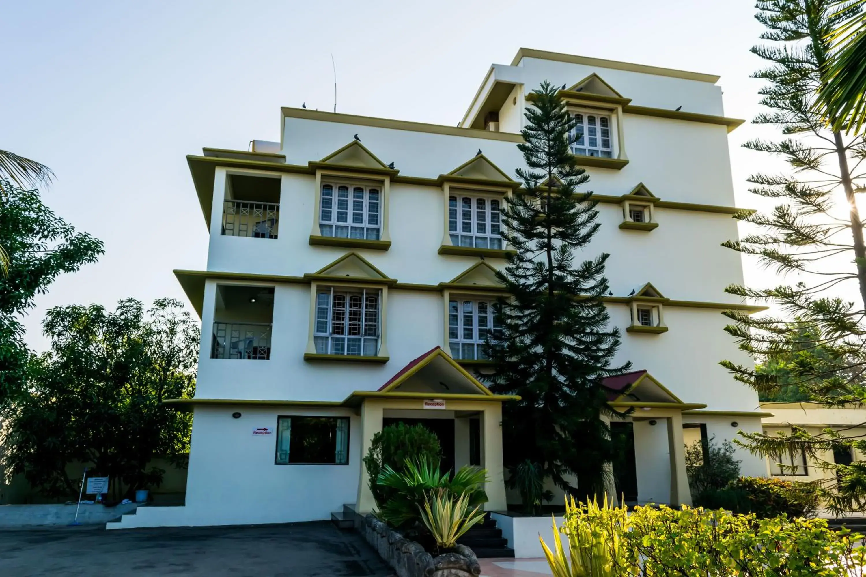 Facade/entrance in Amidhara Resort Facade/entrance in Amidhara Resort