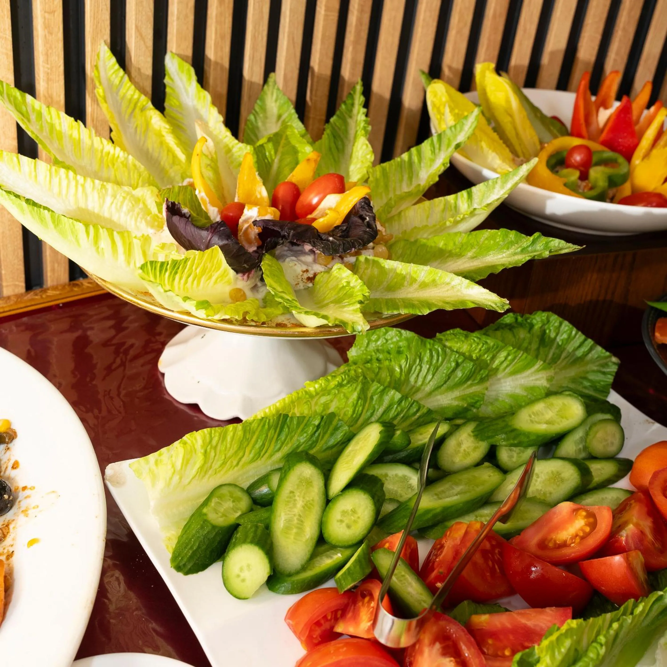 Food and drinks in Sama Paris Plaza Hotel