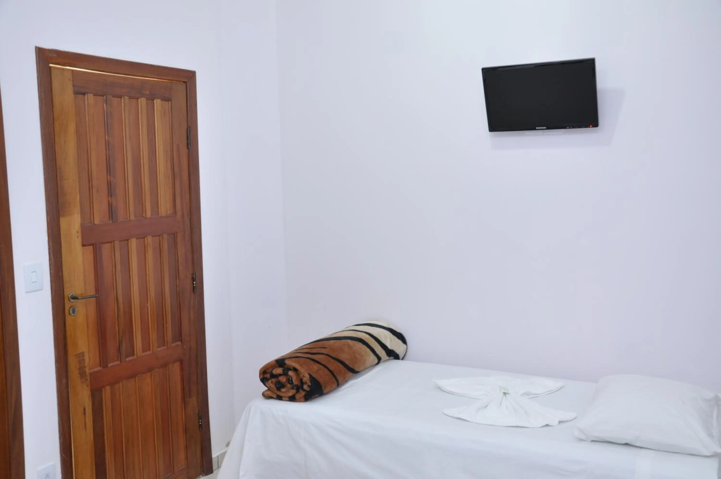 Bedroom, Bed in Sanches Hotel