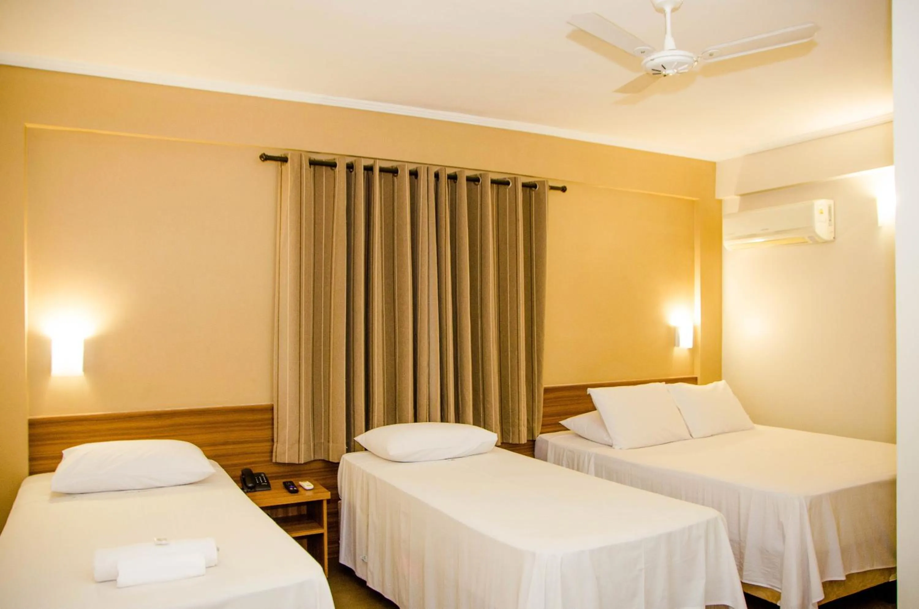 Bed in Hotel Zé Maria