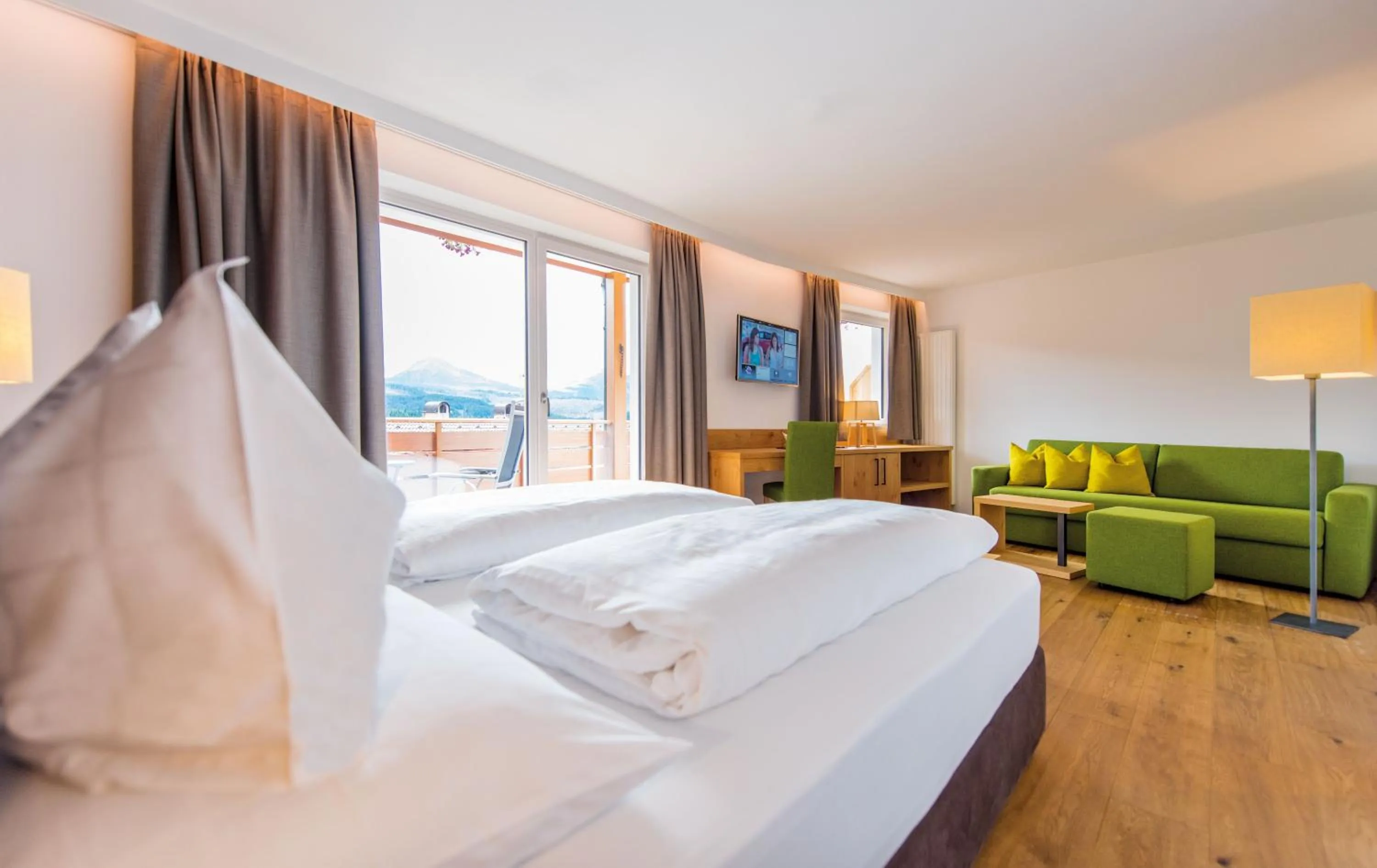 Photo of the whole room, Bed in Hotel DAS ROYAL in Obereggen