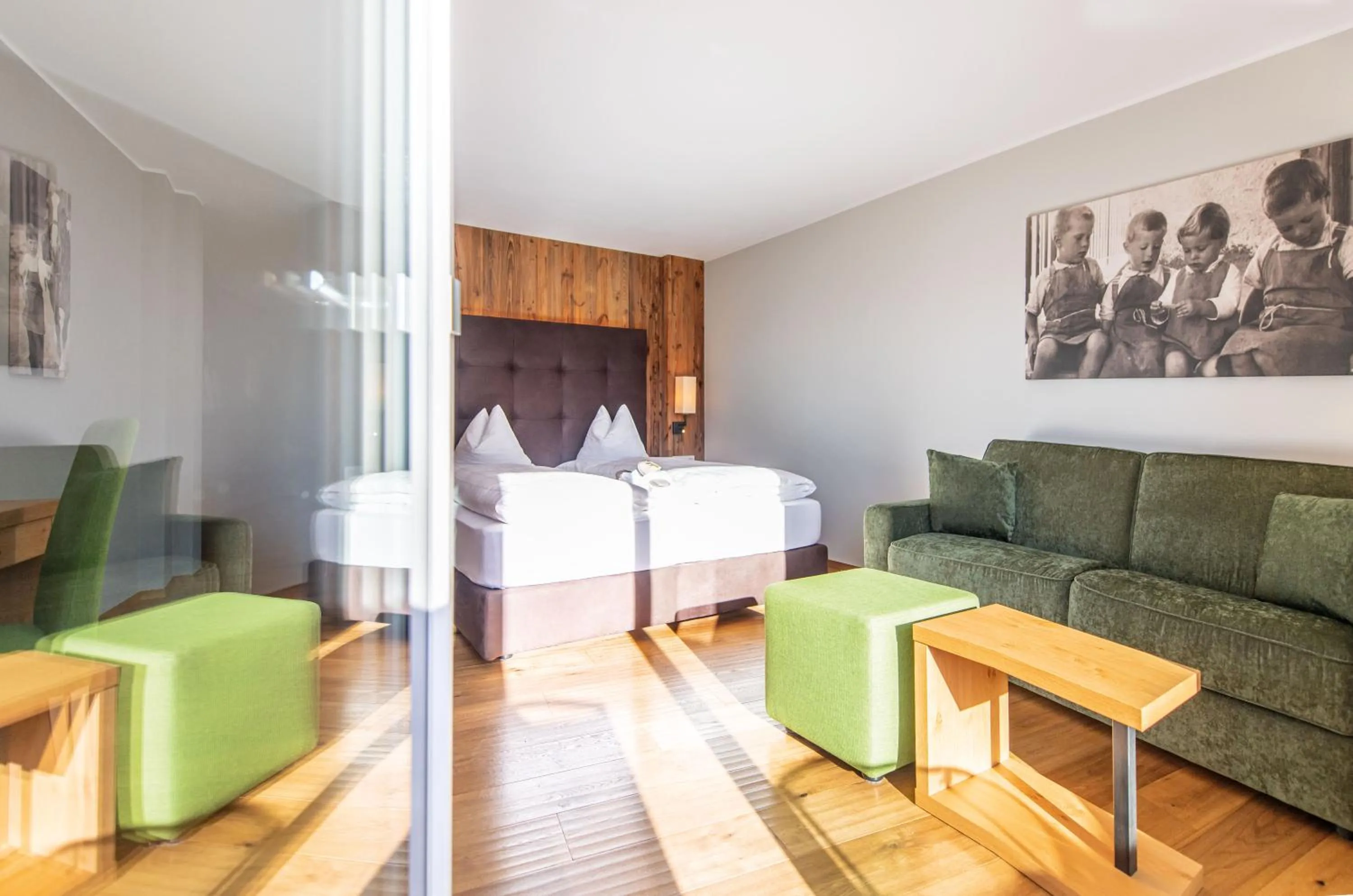 Photo of the whole room, Bed in Hotel DAS ROYAL in Obereggen