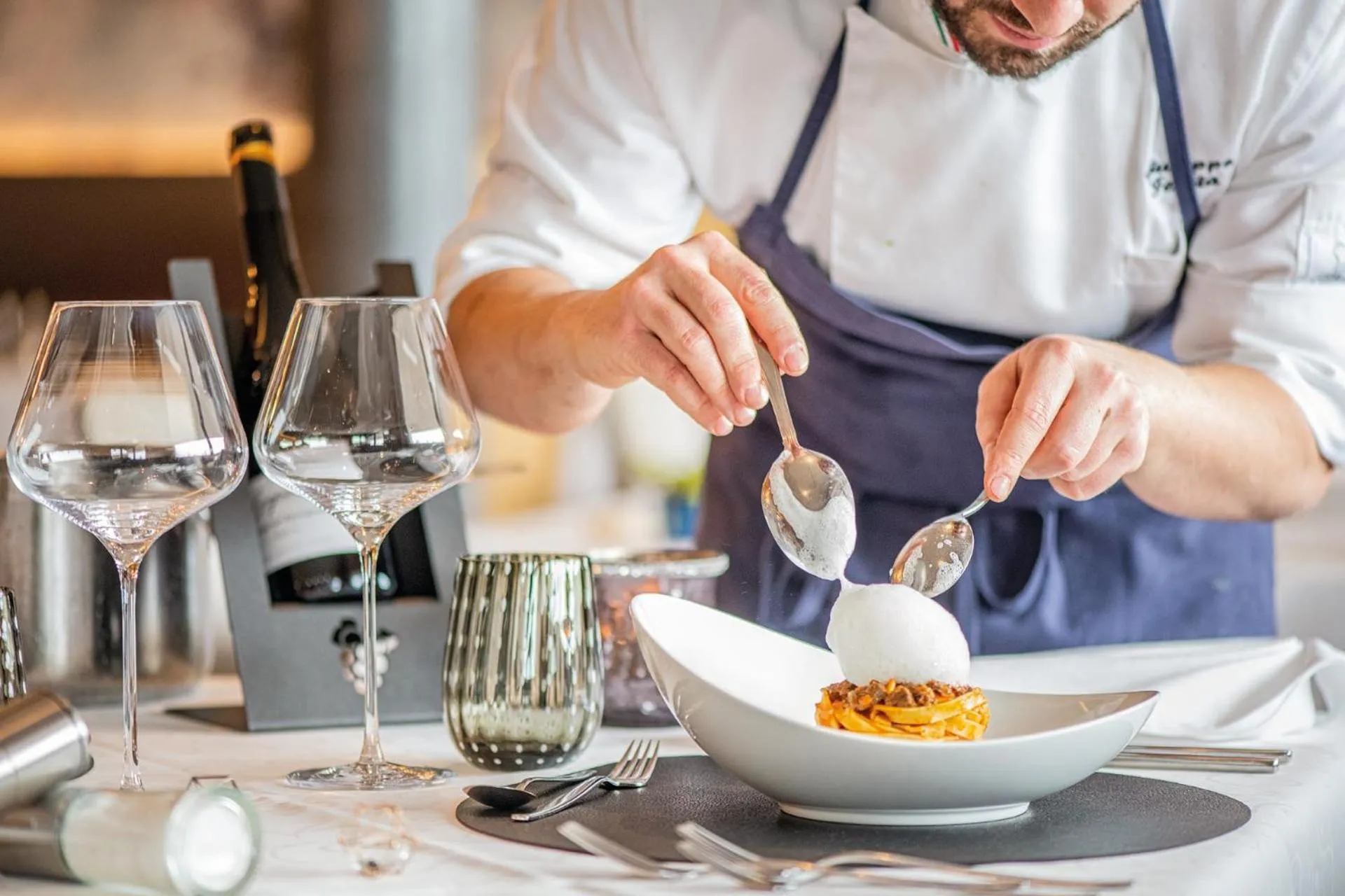 Food and drinks in Hotel DAS ROYAL in Obereggen