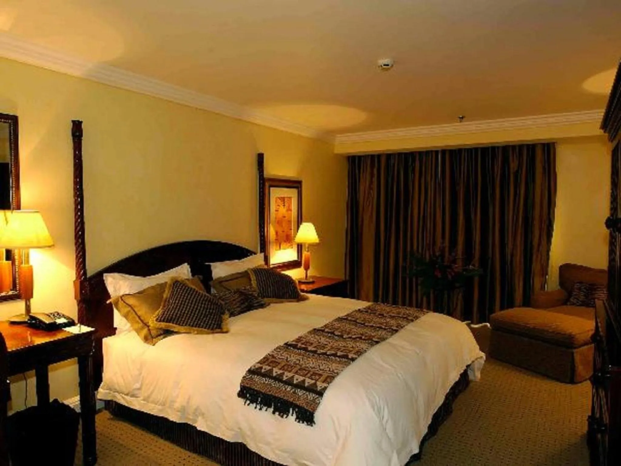 Photo of the whole room, Bed in Peermont Walmont at the Grand Palm, Gaborone