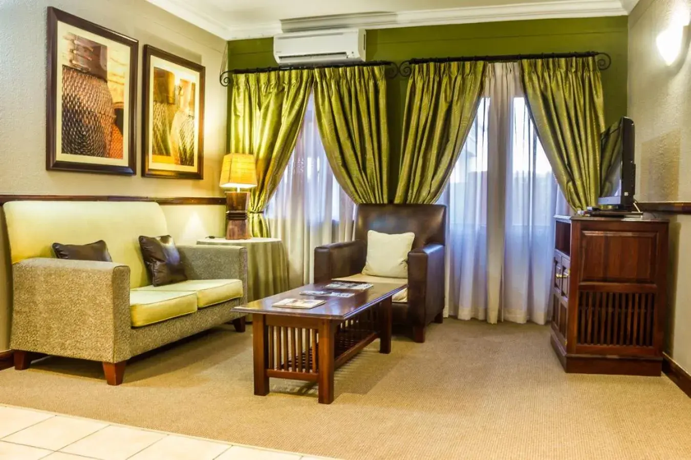 Living room in Peermont Mondior Hotel Living room in Peermont Mondior Hotel