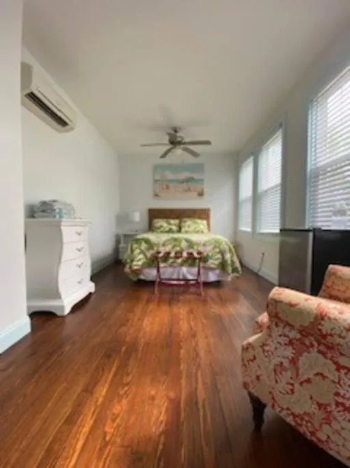 Bed in Saltwater Inn