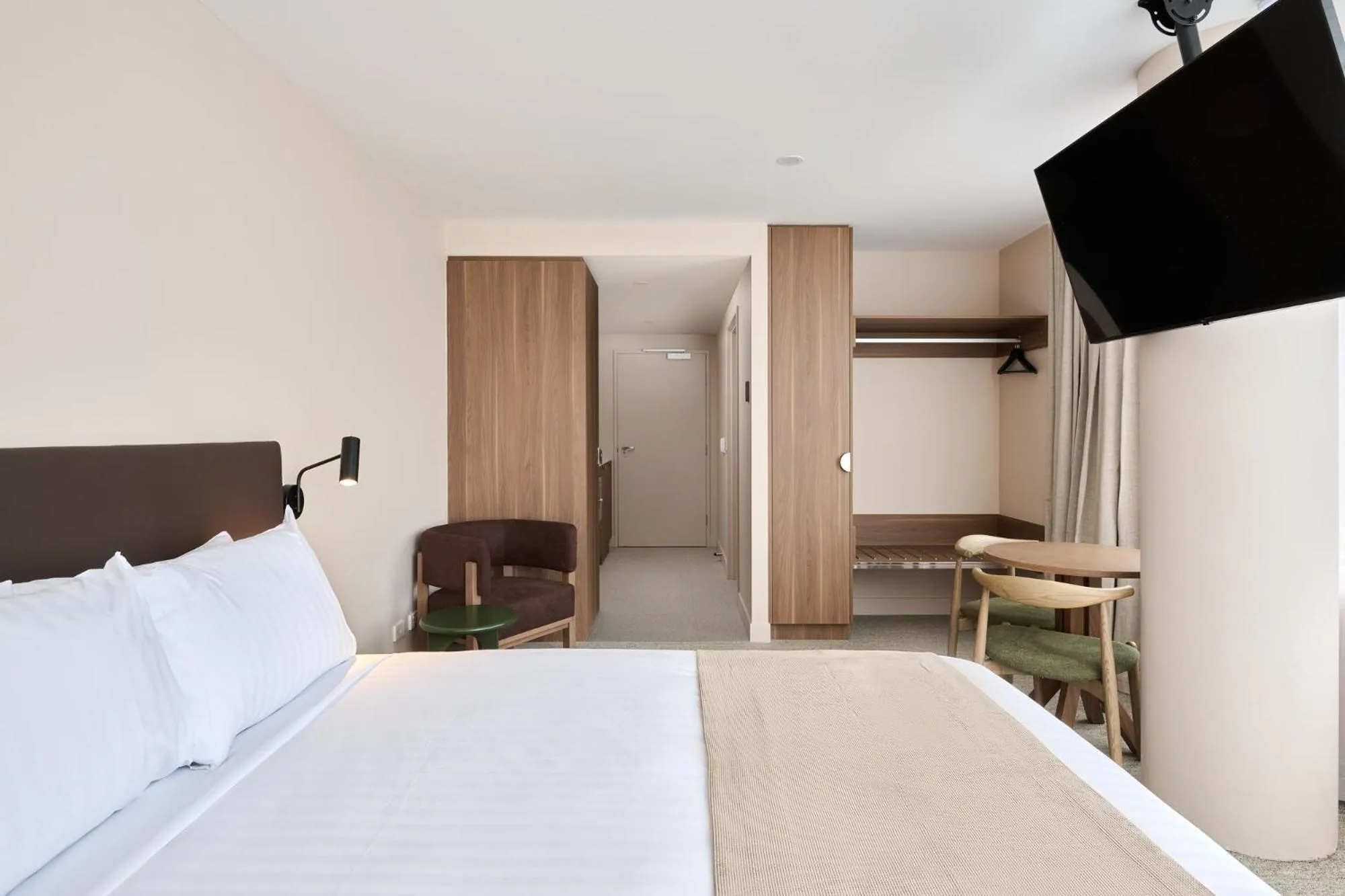 Bedroom, Bed in Abode Phillip