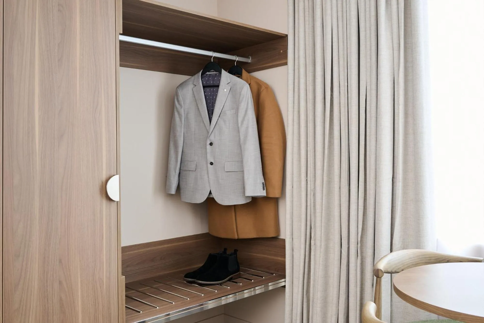 wardrobe in Abode Phillip