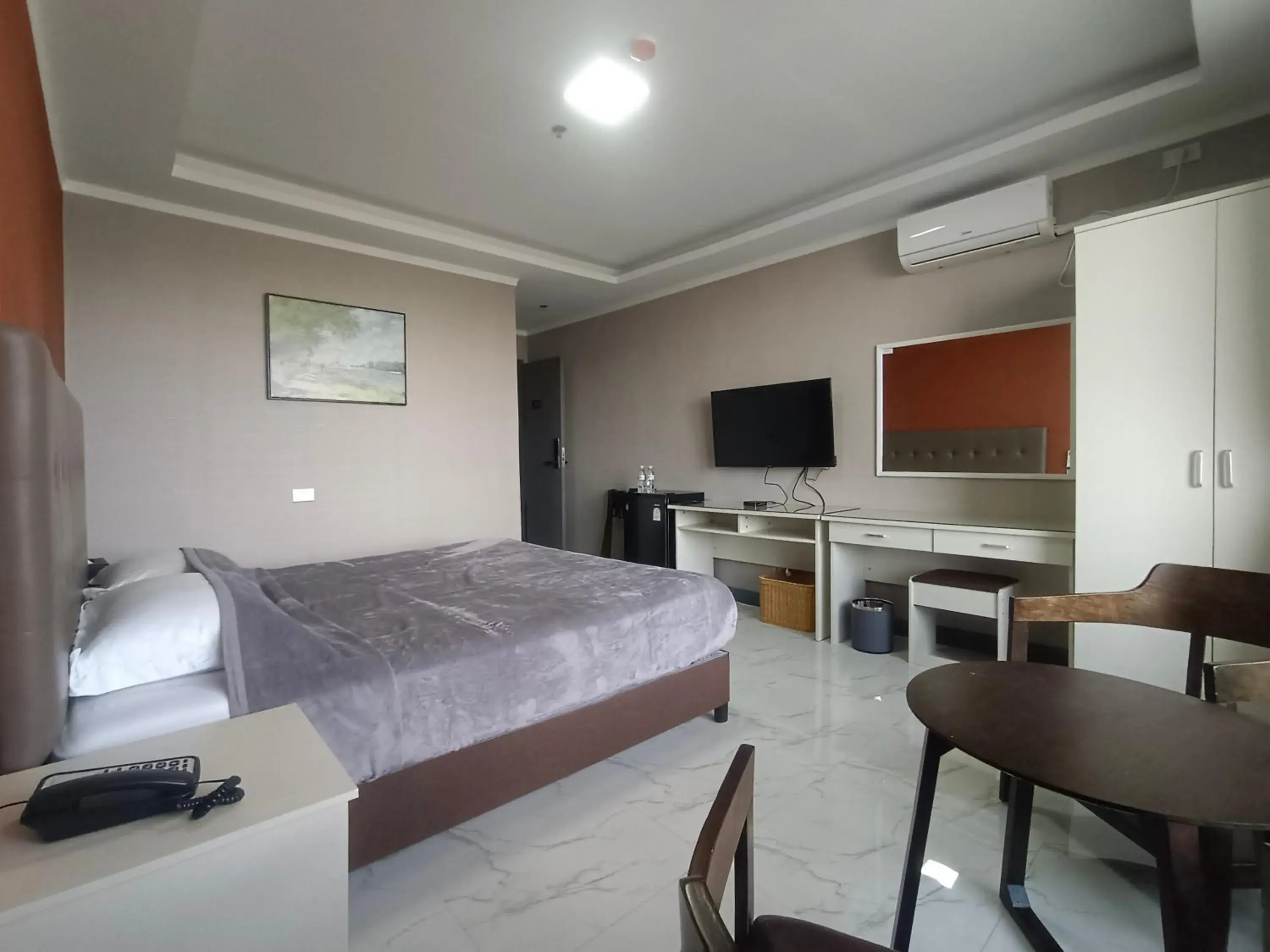 Deluxe King Room in Blue Hotel and Resort Deluxe King Room in Blue Hotel and Resort