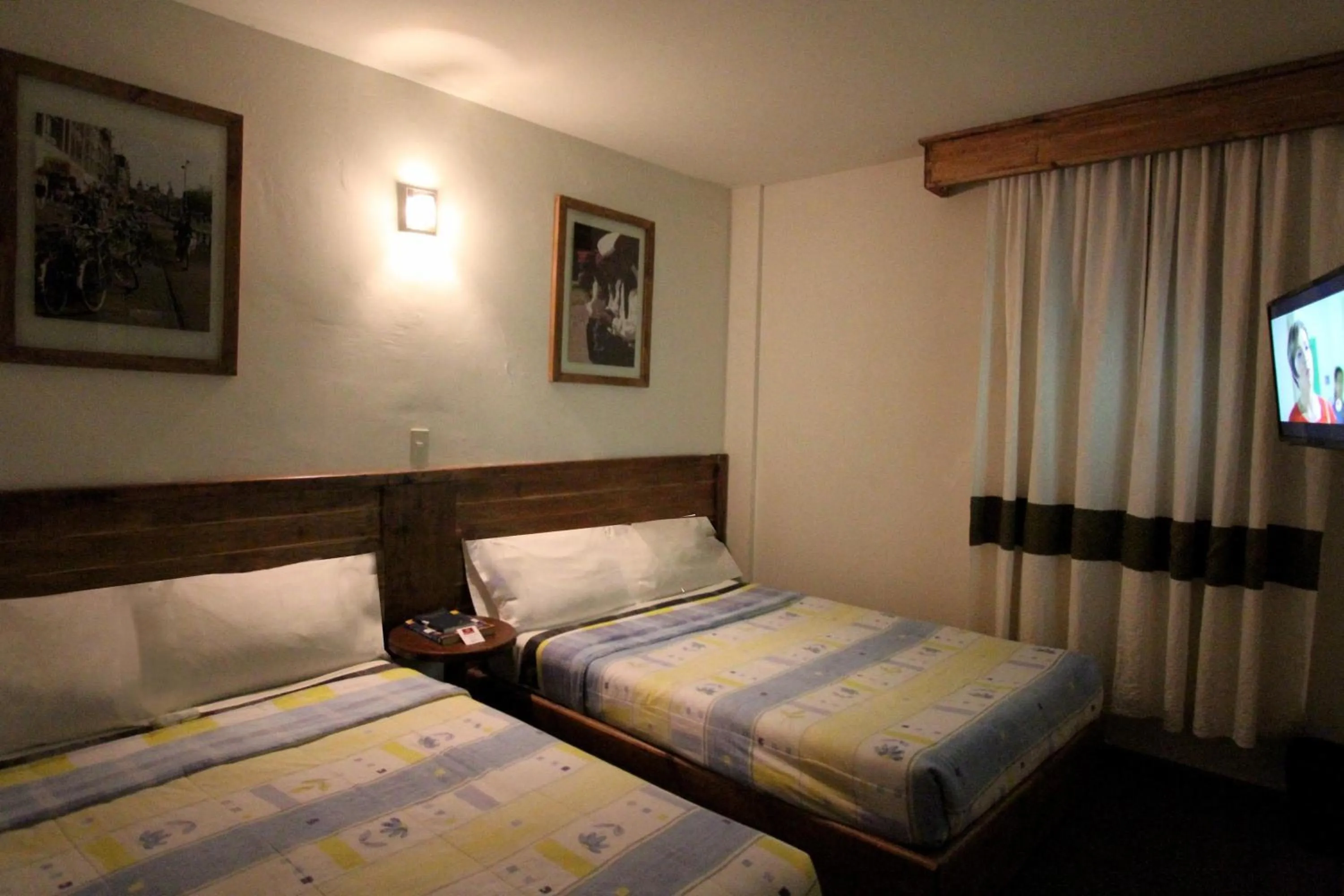 Photo of the whole room, Bed in HB Express Hotel