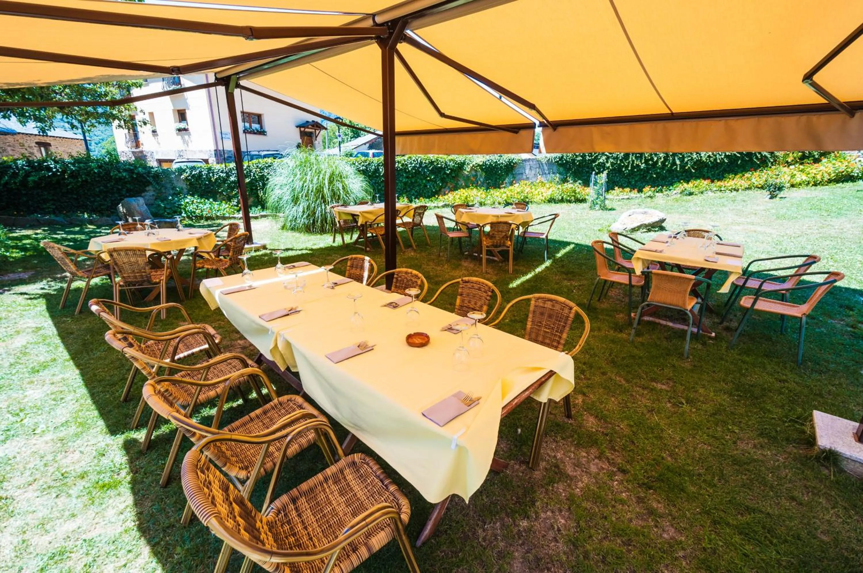 Restaurant/places to eat in Hotel Rural La Bolera