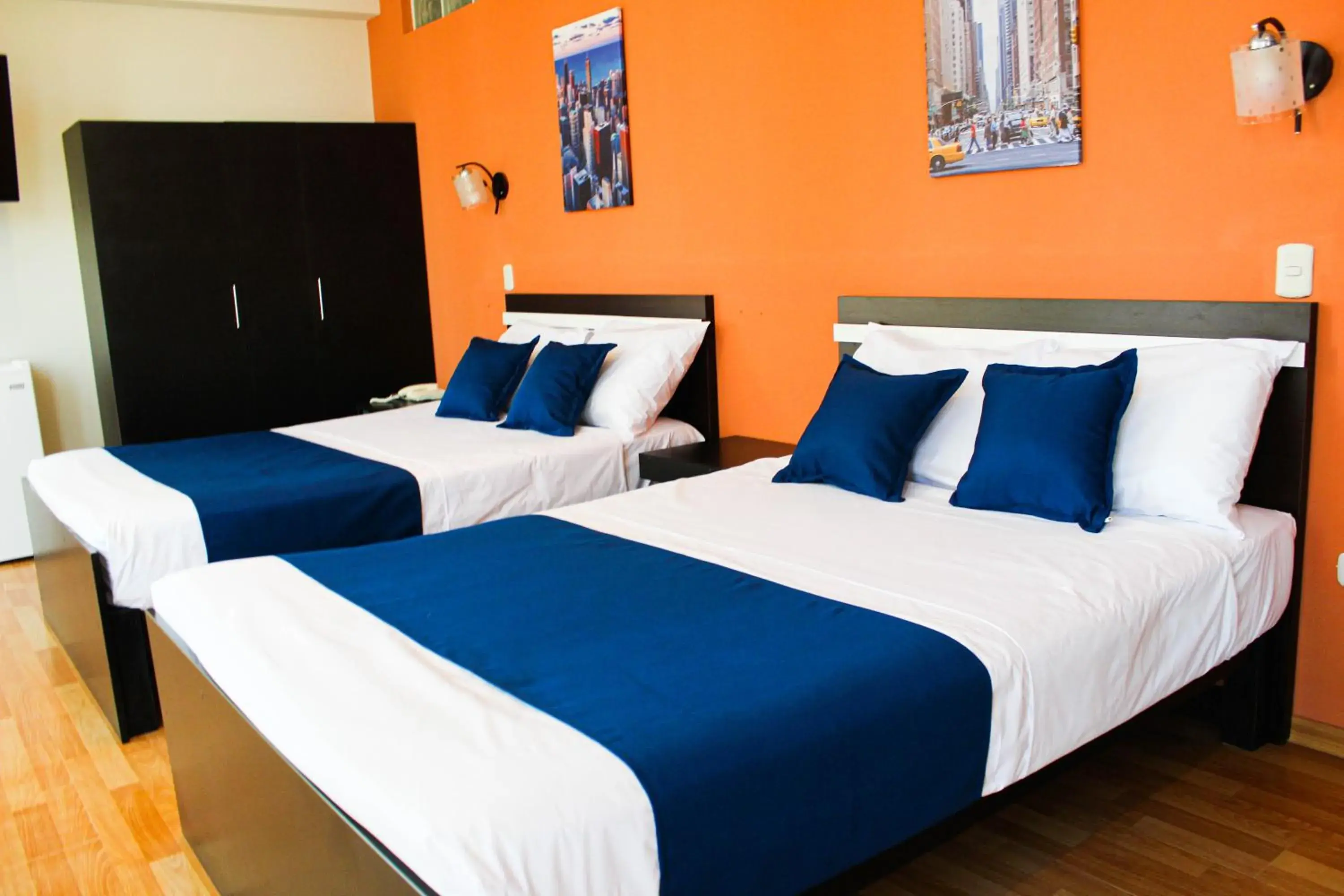 Deluxe Double Room with Two Double Beds in Hotel PLATINIUM Deluxe Double Room with Two Double Beds in Hotel PLATINIUM