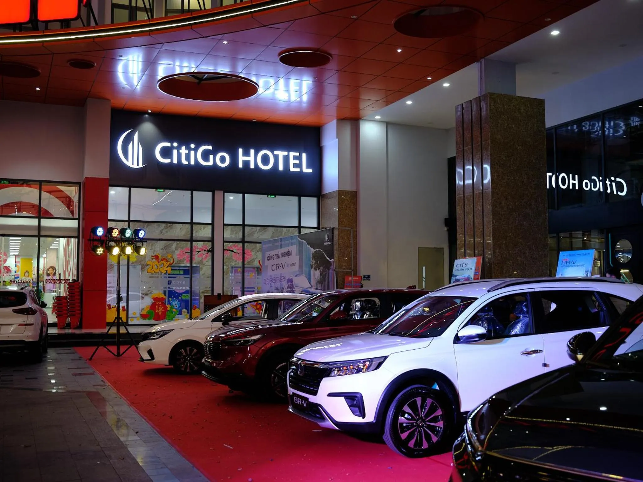 Property building in CitiGo HOTEL