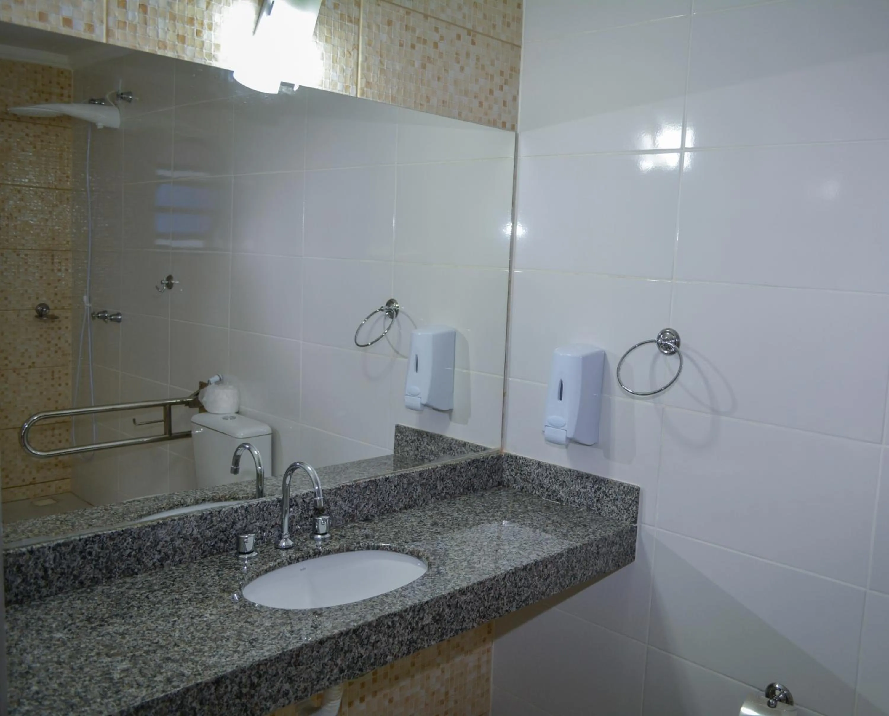 Bedroom in Hotel Real São Lourenço