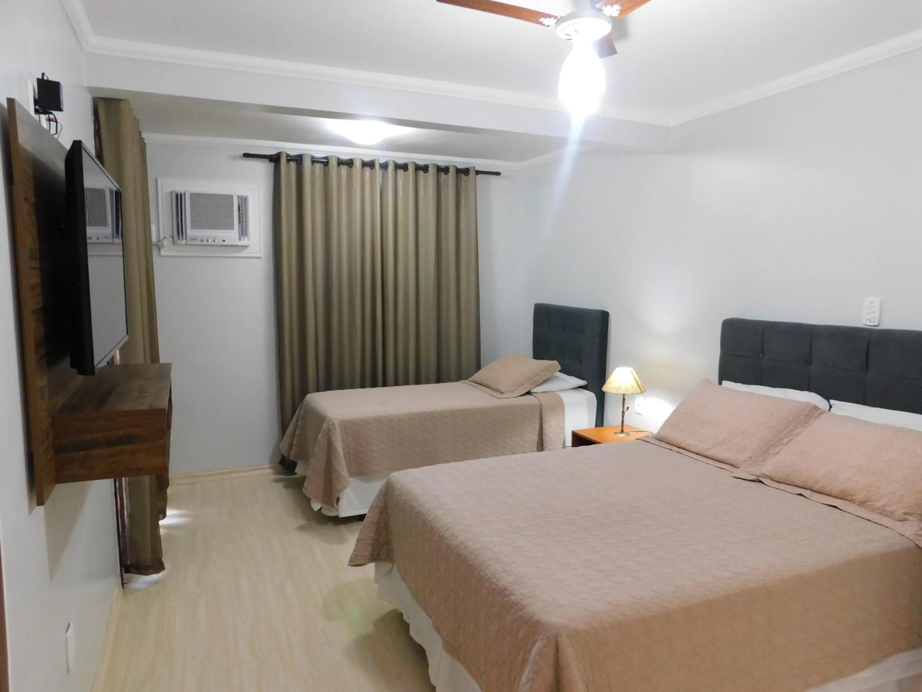 Photo of the whole room, Bed in Hotel Real São Lourenço