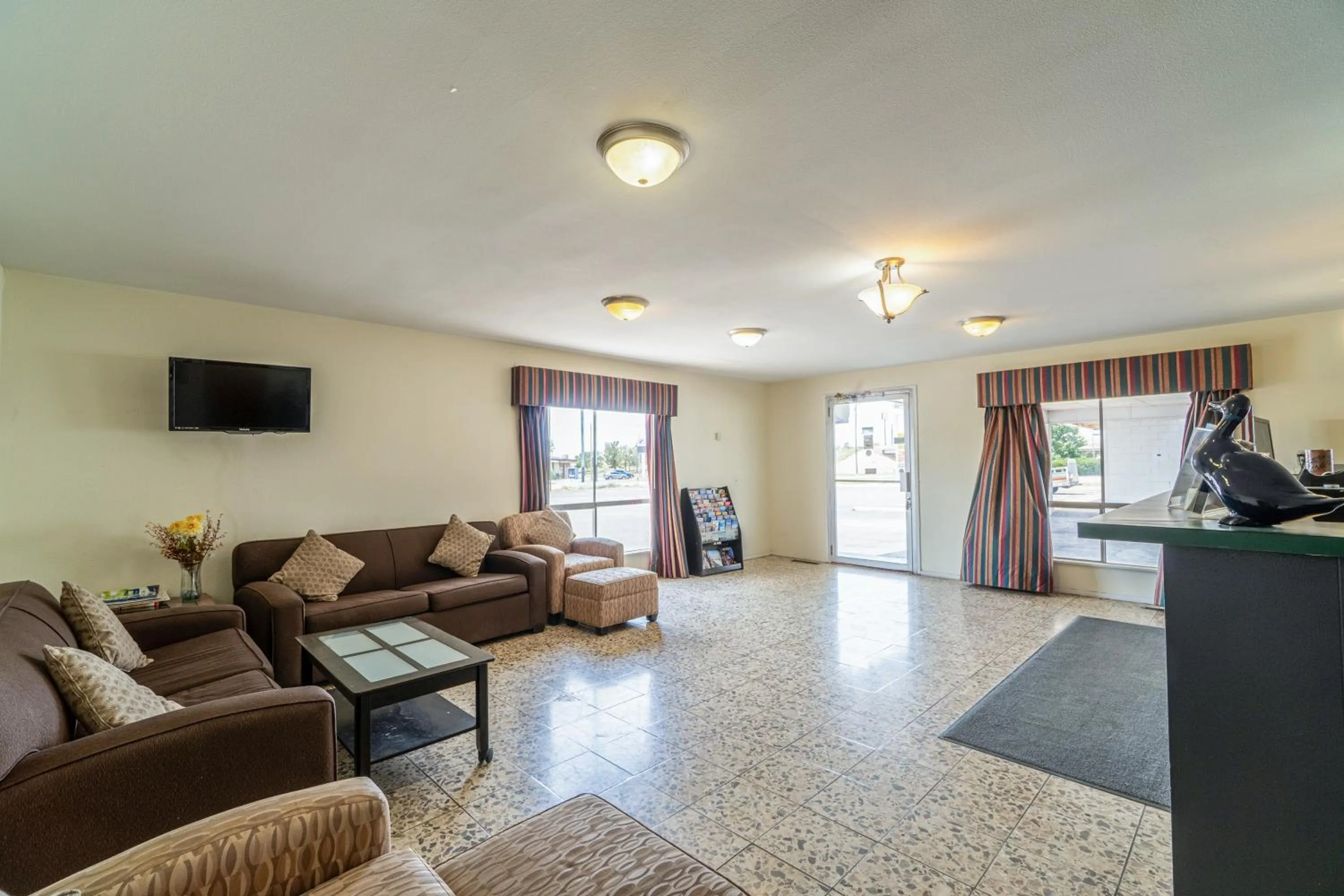 Lobby or reception in American Inn by OYO Colorado City I-20