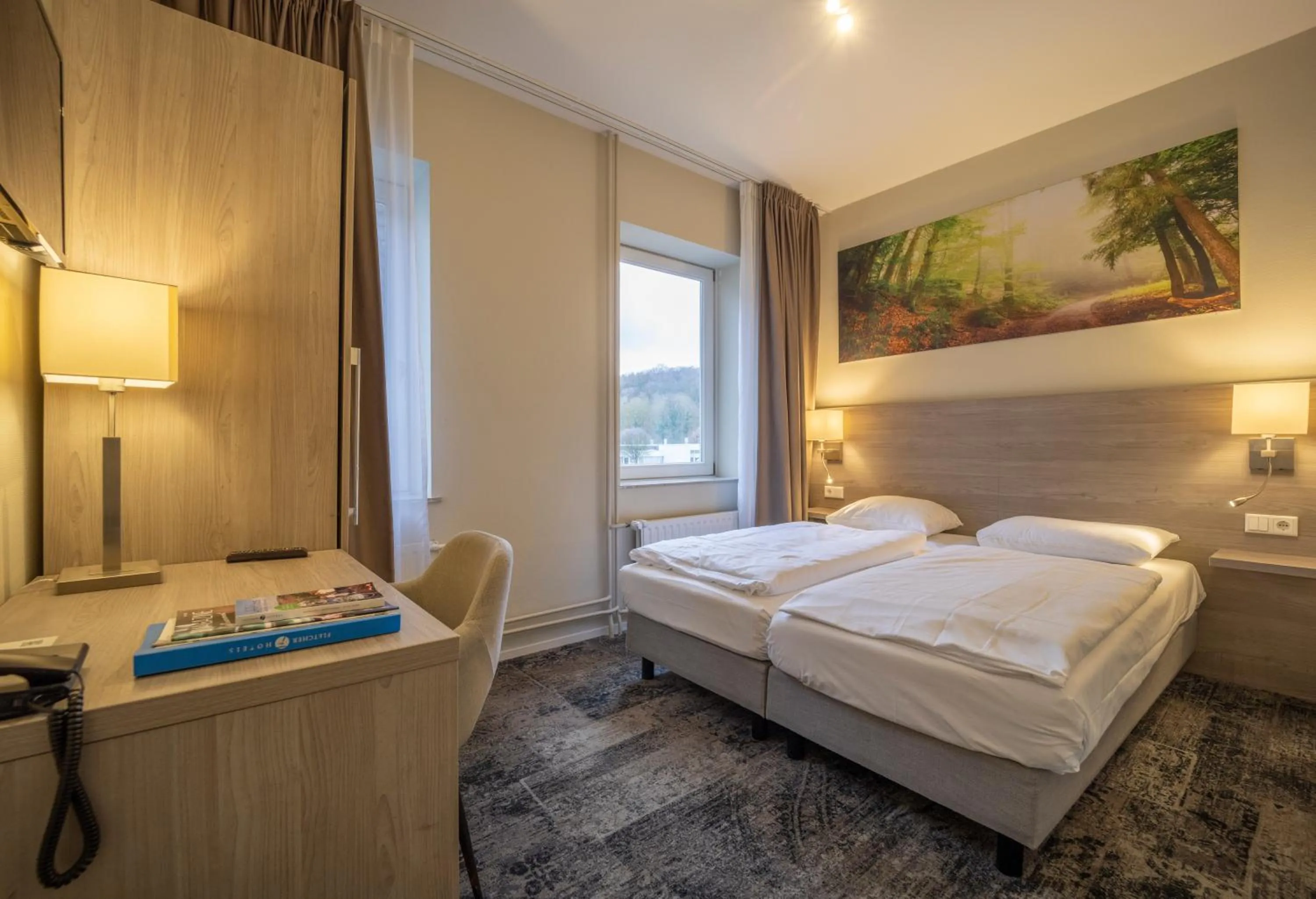 Bedroom, Bed in Fletcher Hotel Restaurant De Geulvallei