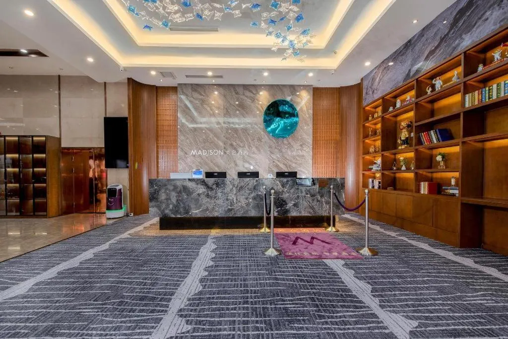 Madison Hotel Weihai Railway Station