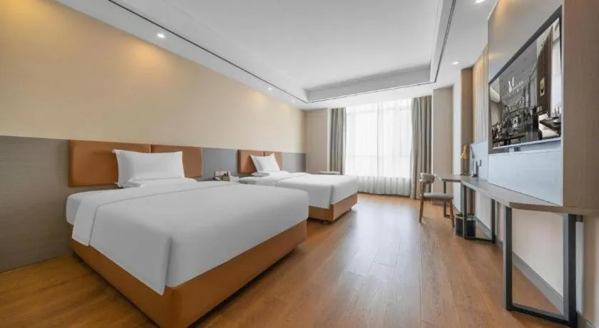 Madison Hotel Weihai Railway Station