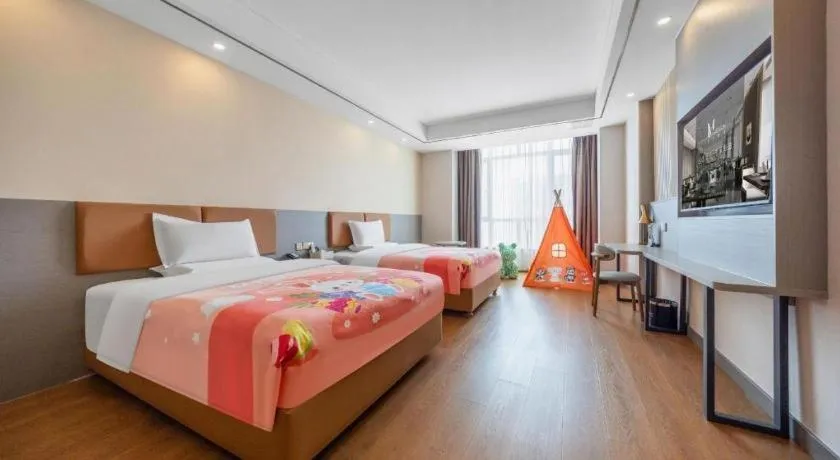 Madison Hotel Weihai Railway Station