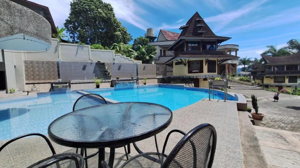 Sapadia Hotel Parapat