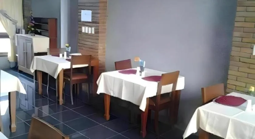 Sapadia Hotel Parapat