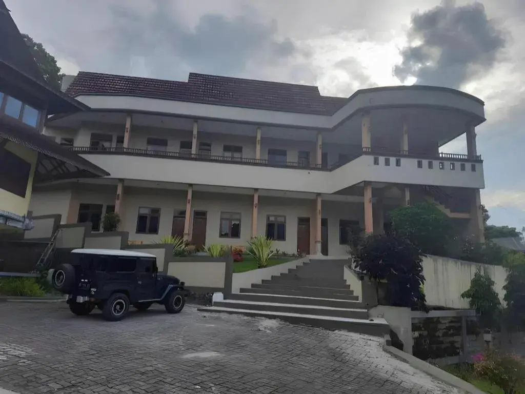 Sapadia Hotel Parapat Sapadia Hotel Parapat