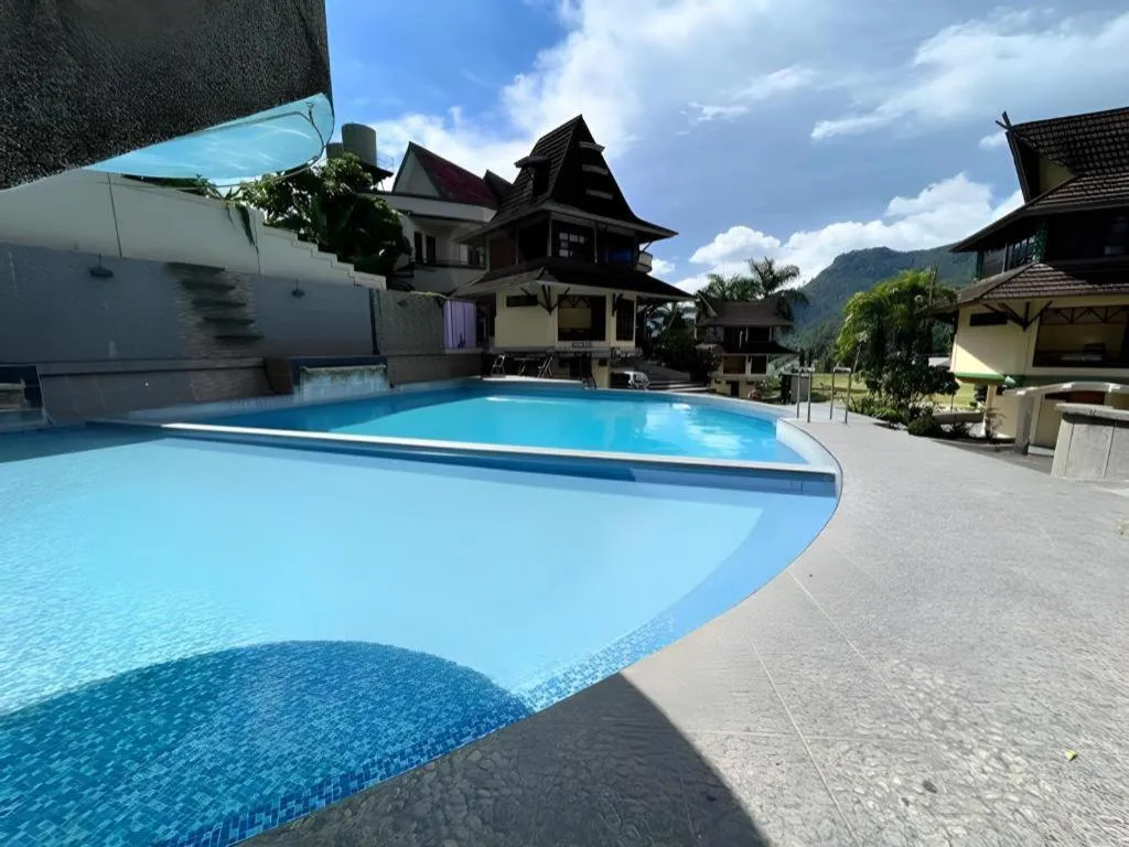 Sapadia Hotel Parapat