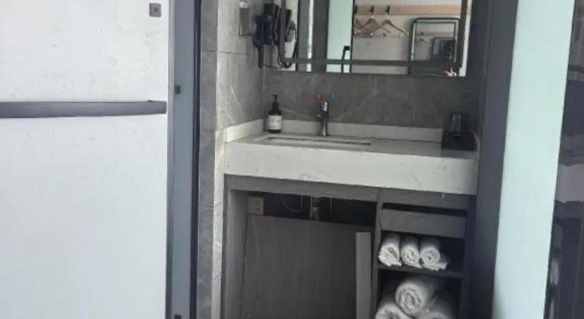 Thank Hotel Shandong Linyii Pingyi County Commerce and Trade City