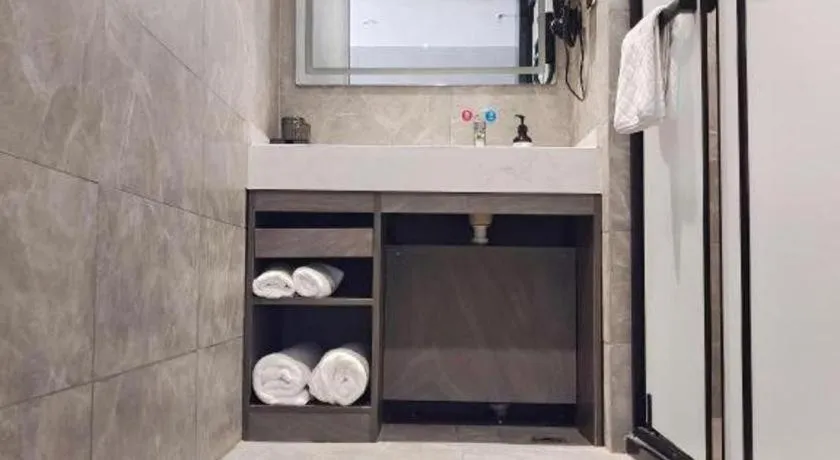 Thank Hotel Shandong Linyii Pingyi County Commerce and Trade City