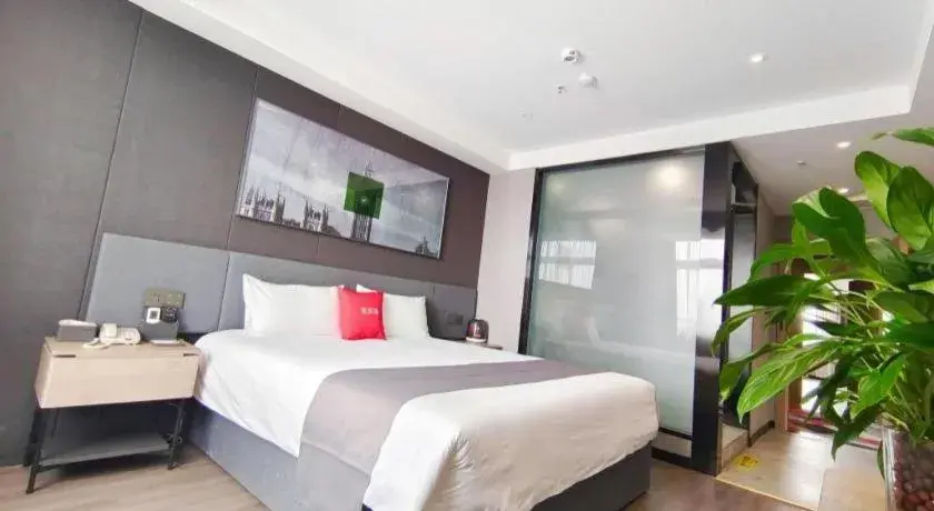 Bed in Thank Hotel Shandong Linyii Pingyi County Commerce and Trade City Bed in Thank Hotel Shandong Linyii Pingyi County Commerce and Trade City