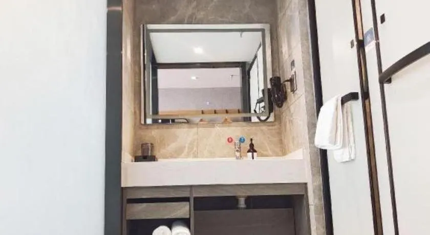 Thank Hotel Shandong Linyii Pingyi County Commerce and Trade City